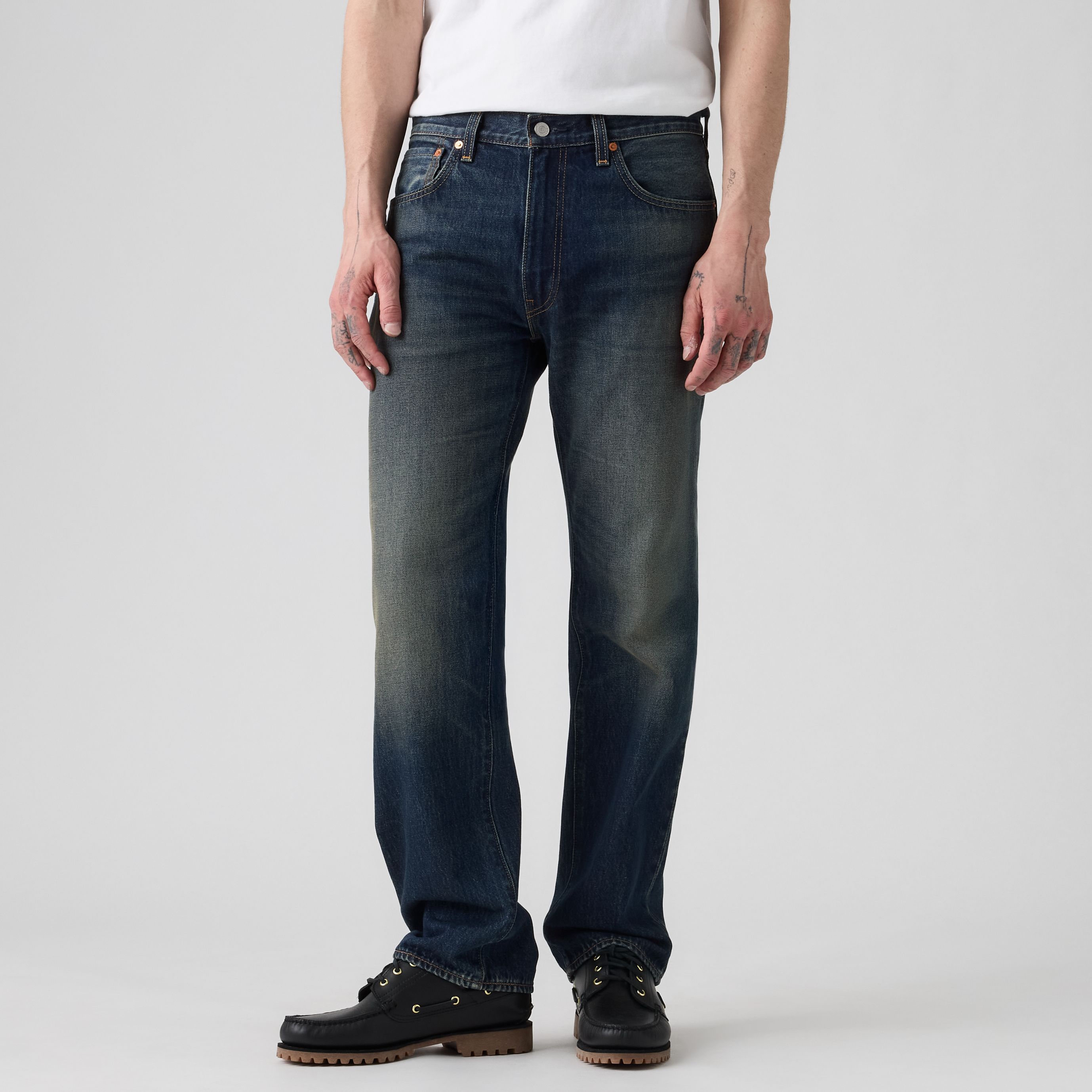 555™ Relaxed Straight Jeans 2