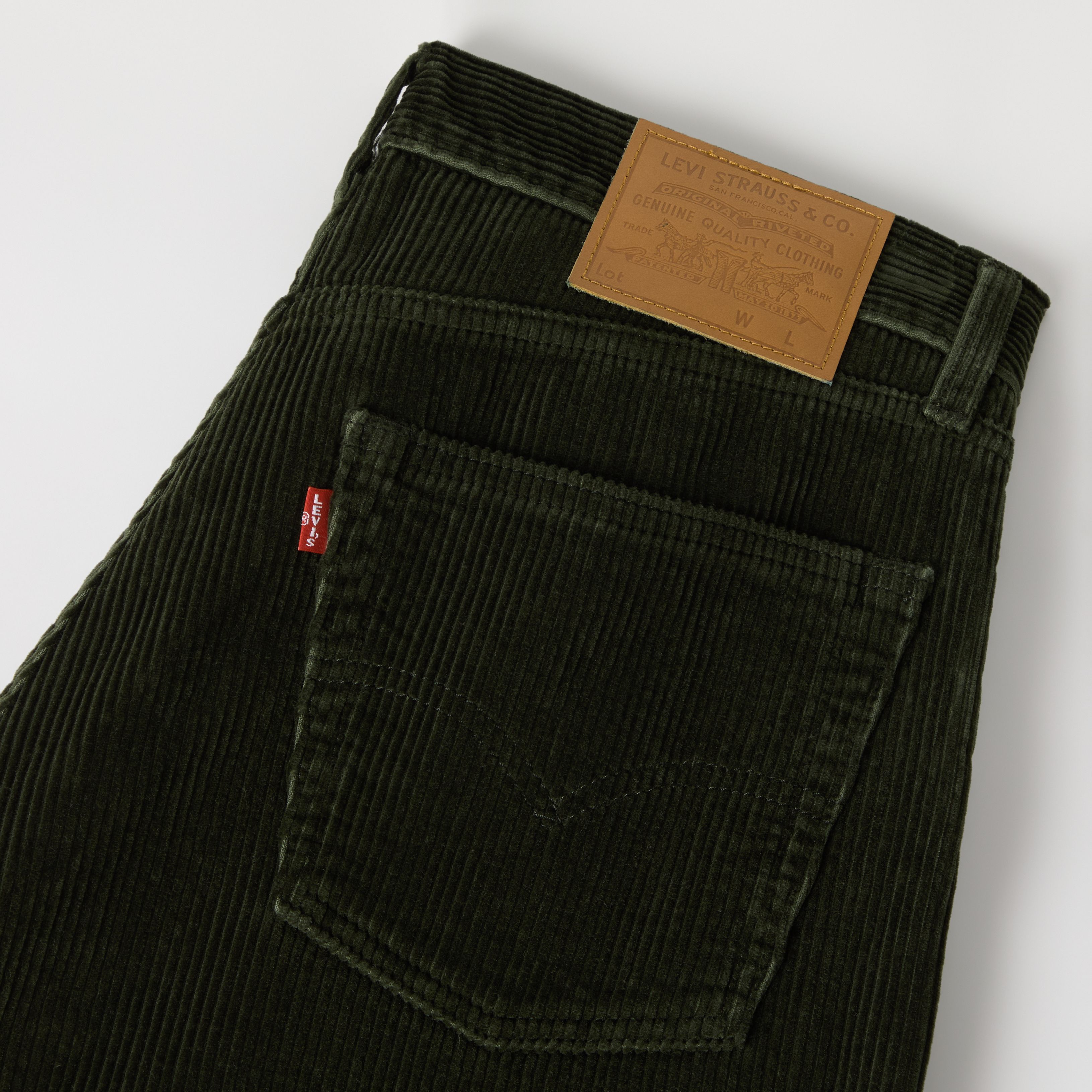 555™ Relaxed Straight Corduroy Pants 7