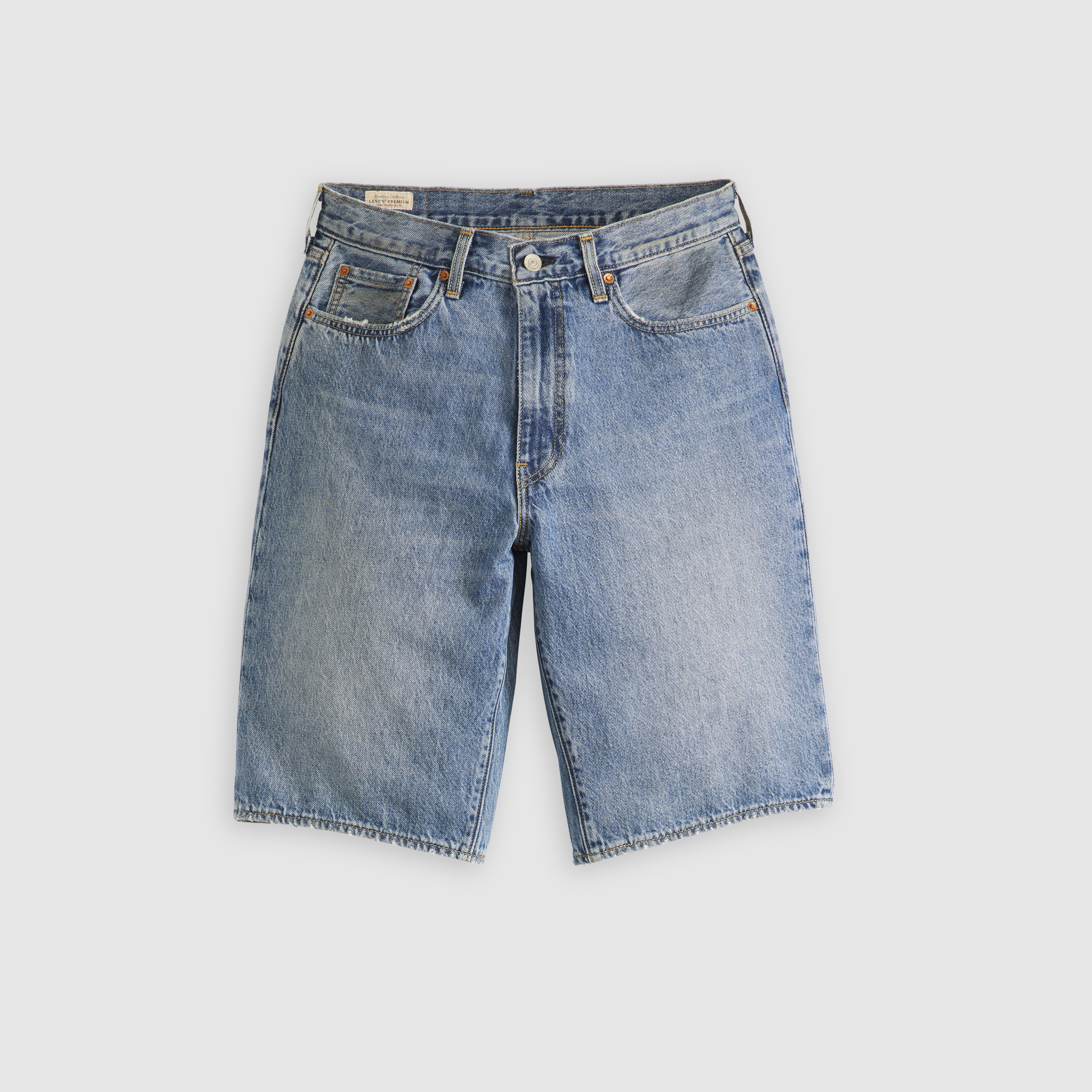 baggy shorts