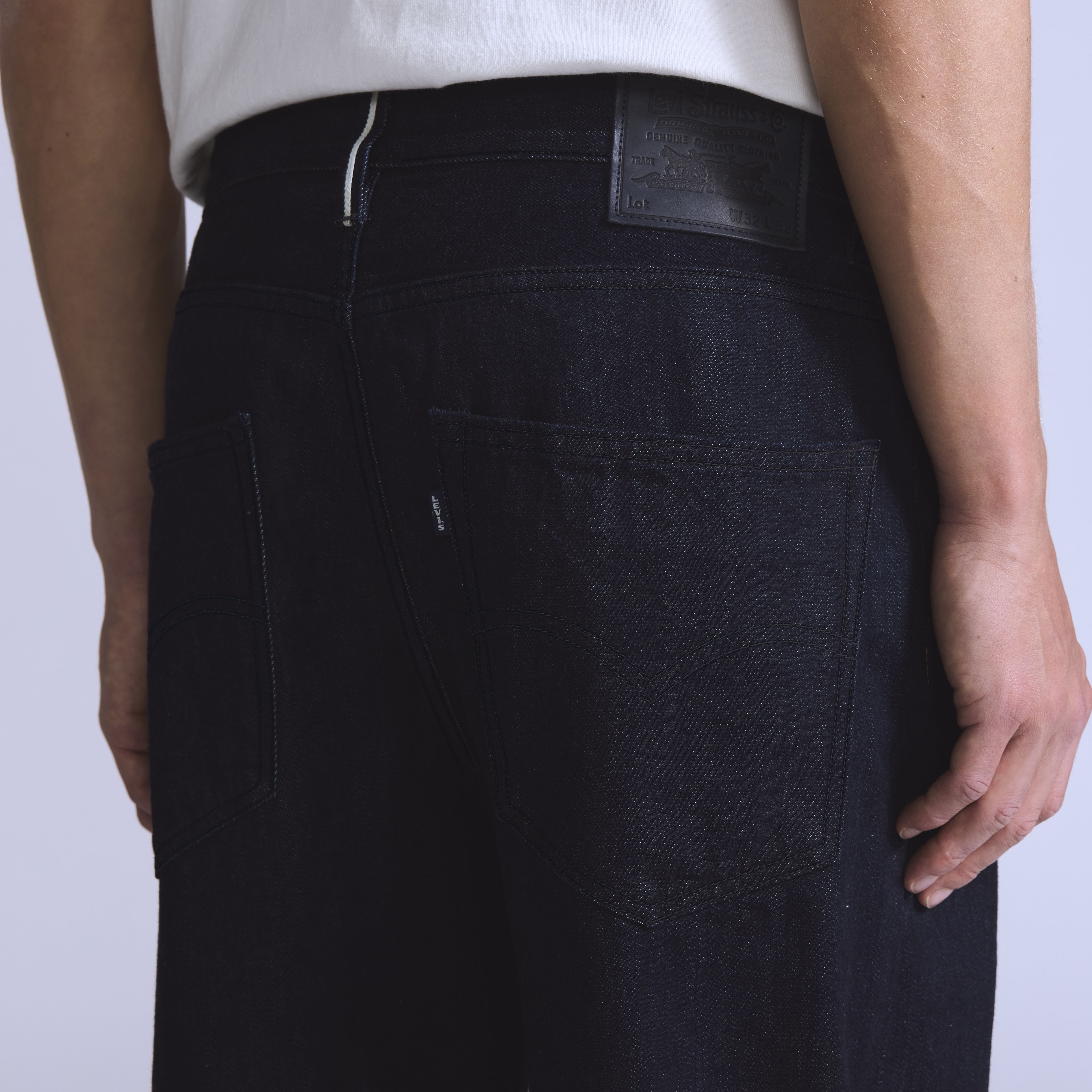 Marker Loose Jeans 3