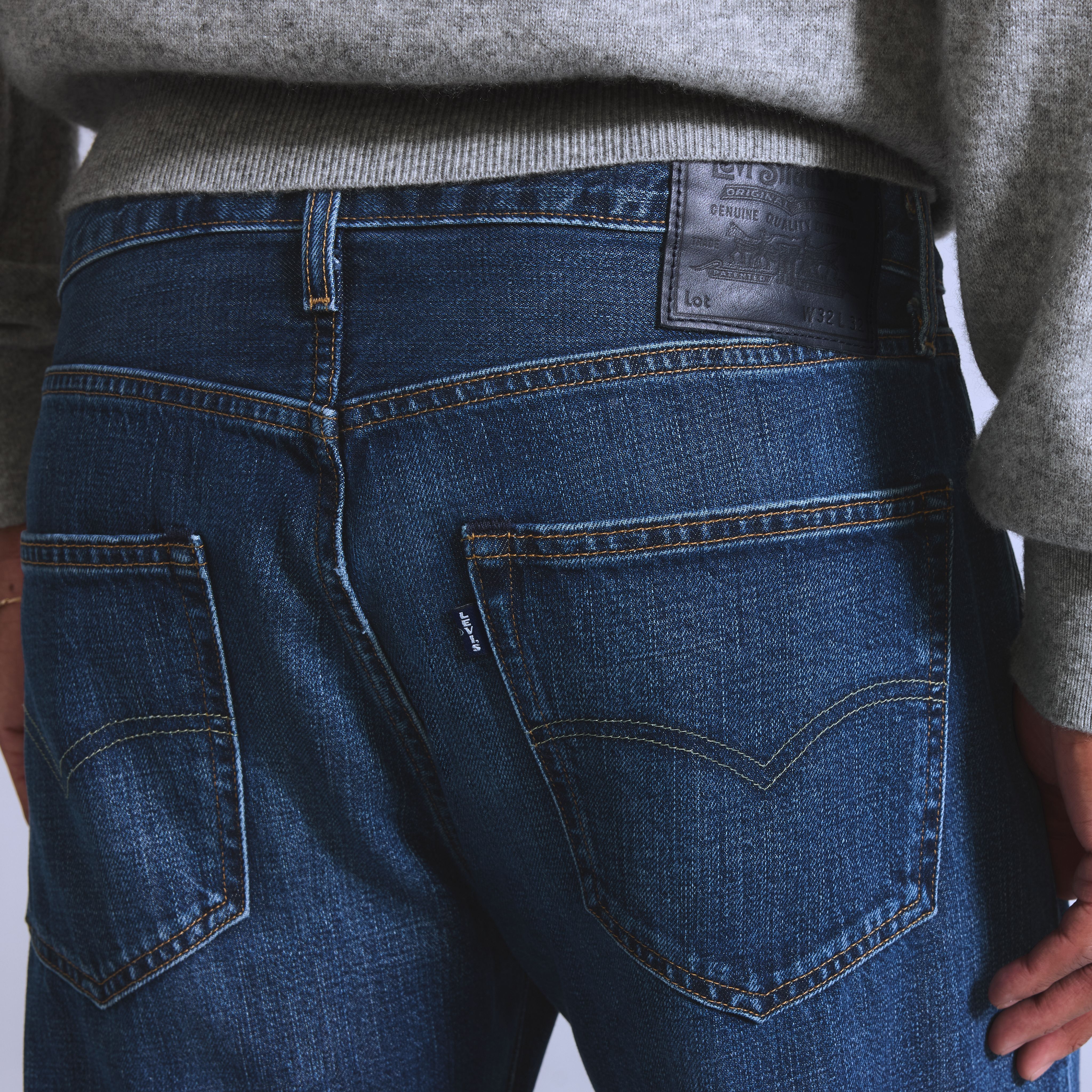 Anchor Relaxed Jeans 3