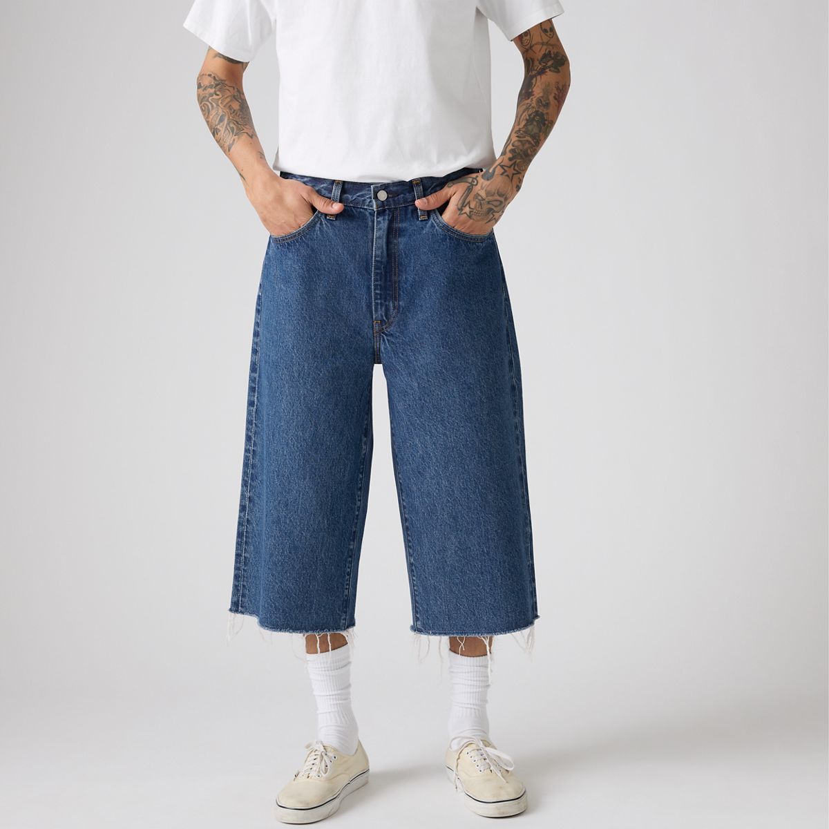 478™ Baggy Capri — Song Of The Year - Medium Wash