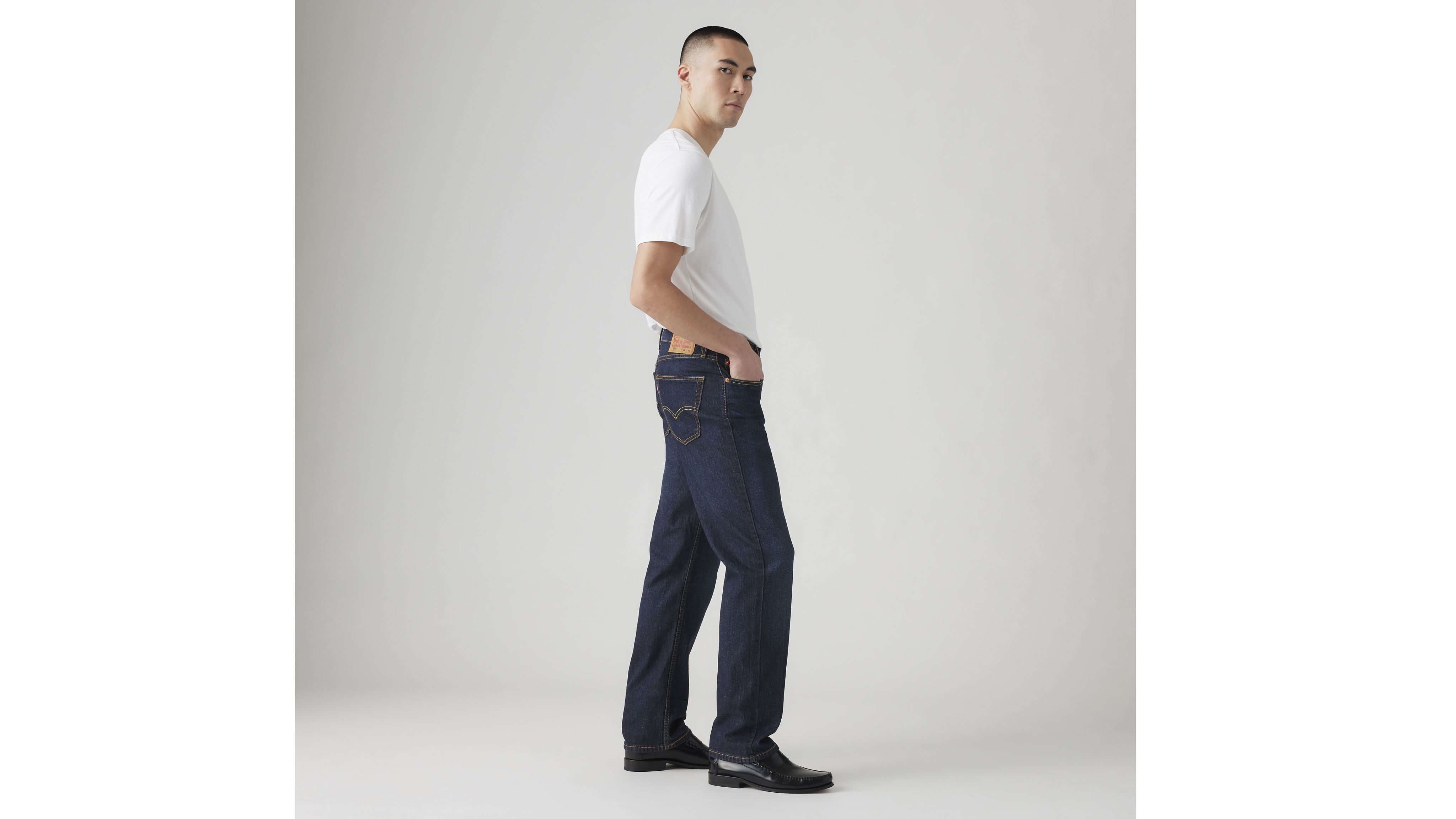 550™ Relaxed Fit Men's Jeans 4