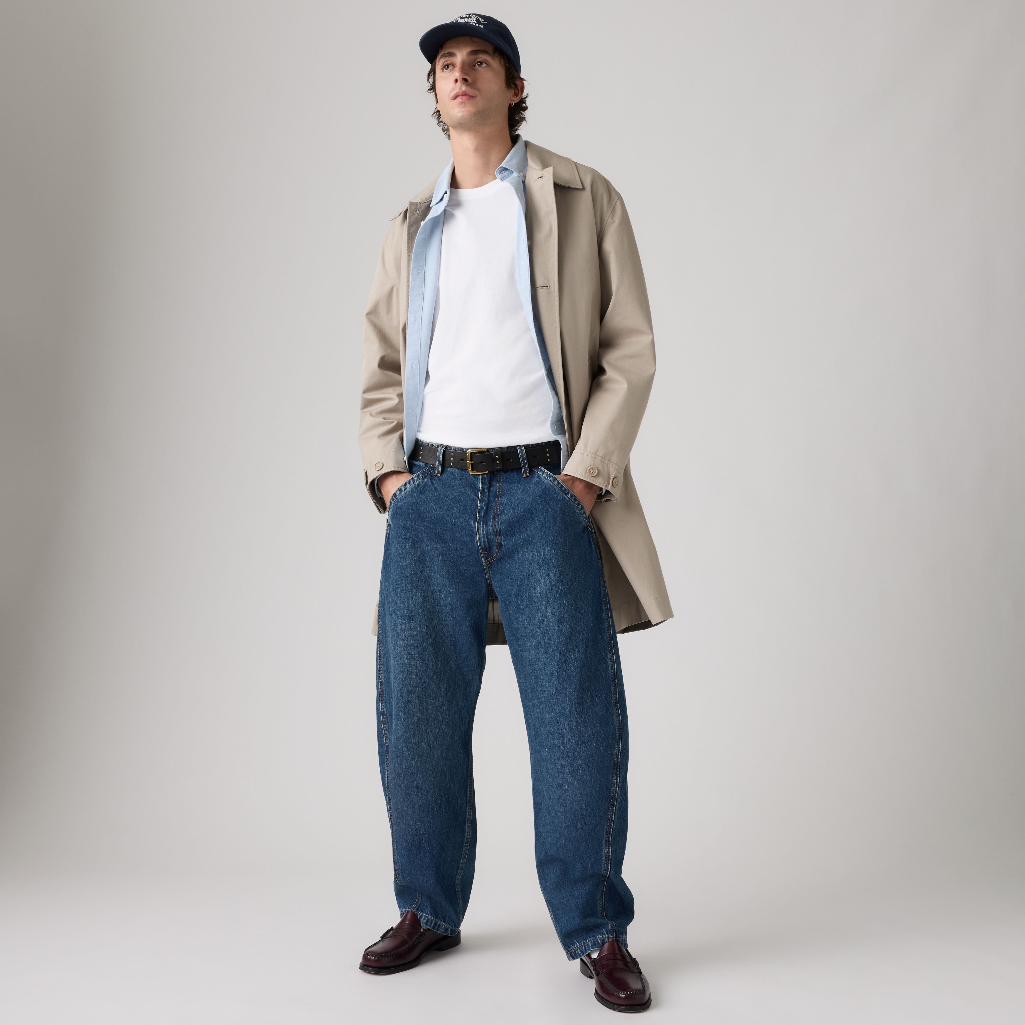 Image of model wearing Baggy Barrel