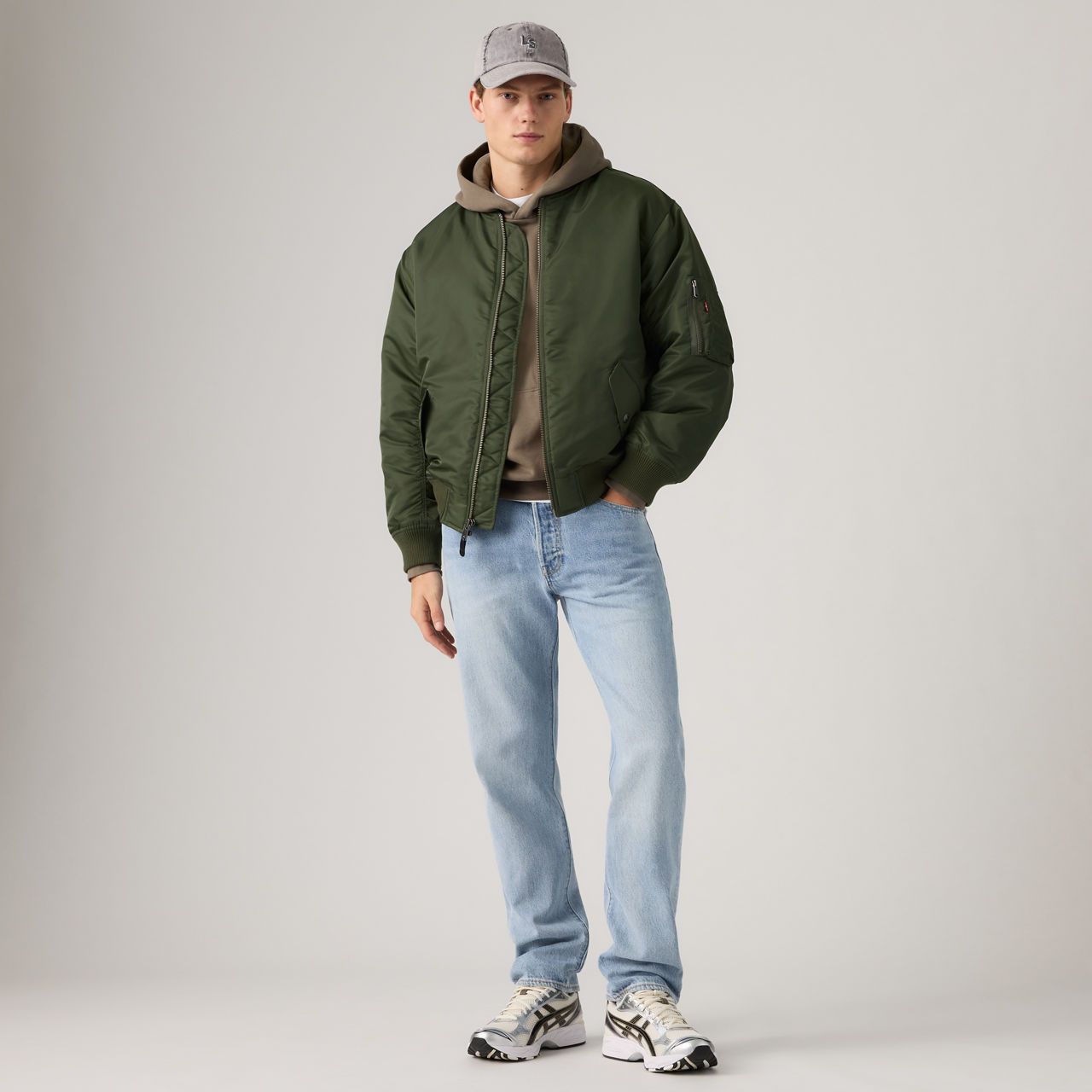 501® Relaxed Fit Men's Jeans 1