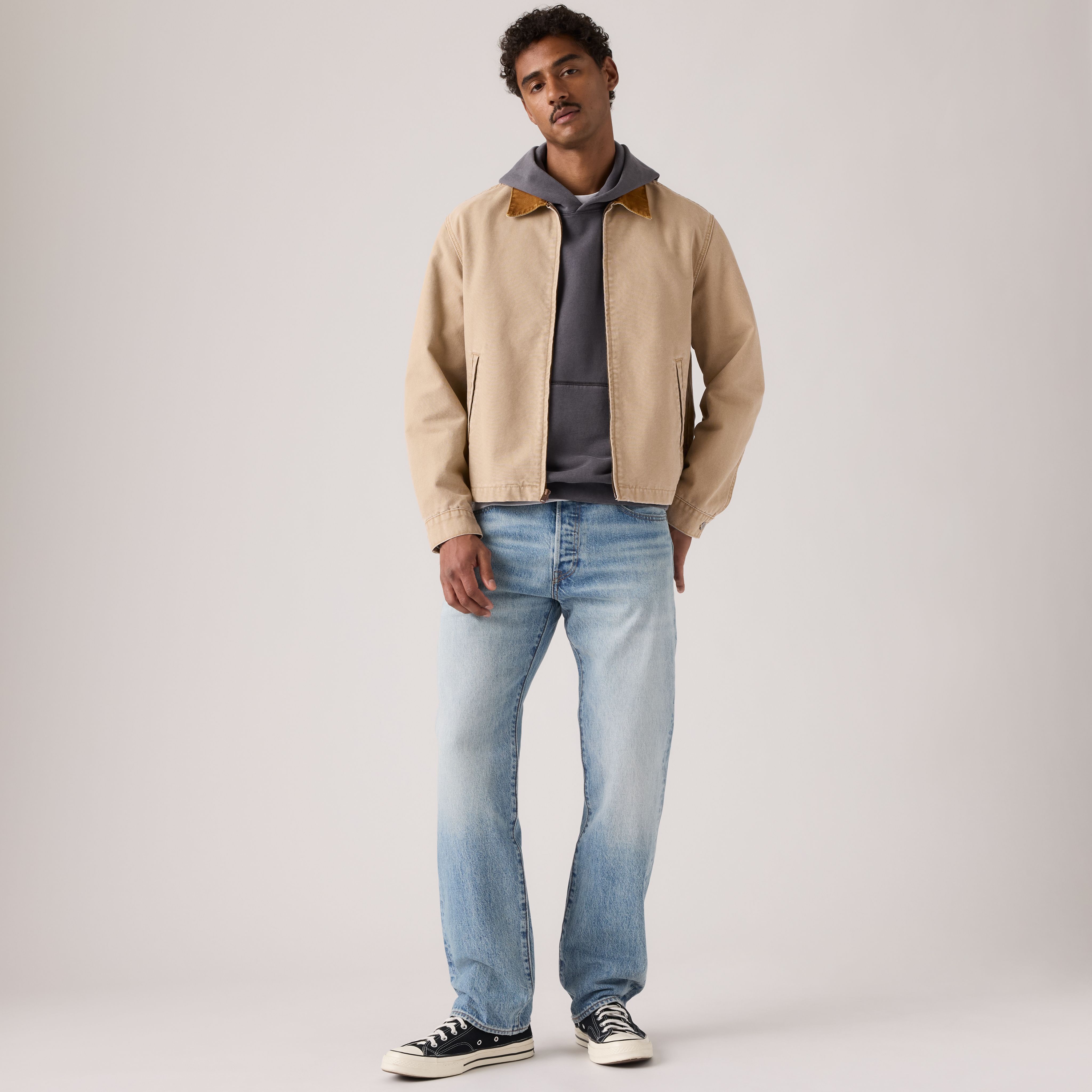 Image of model wearing 501 Relaxed