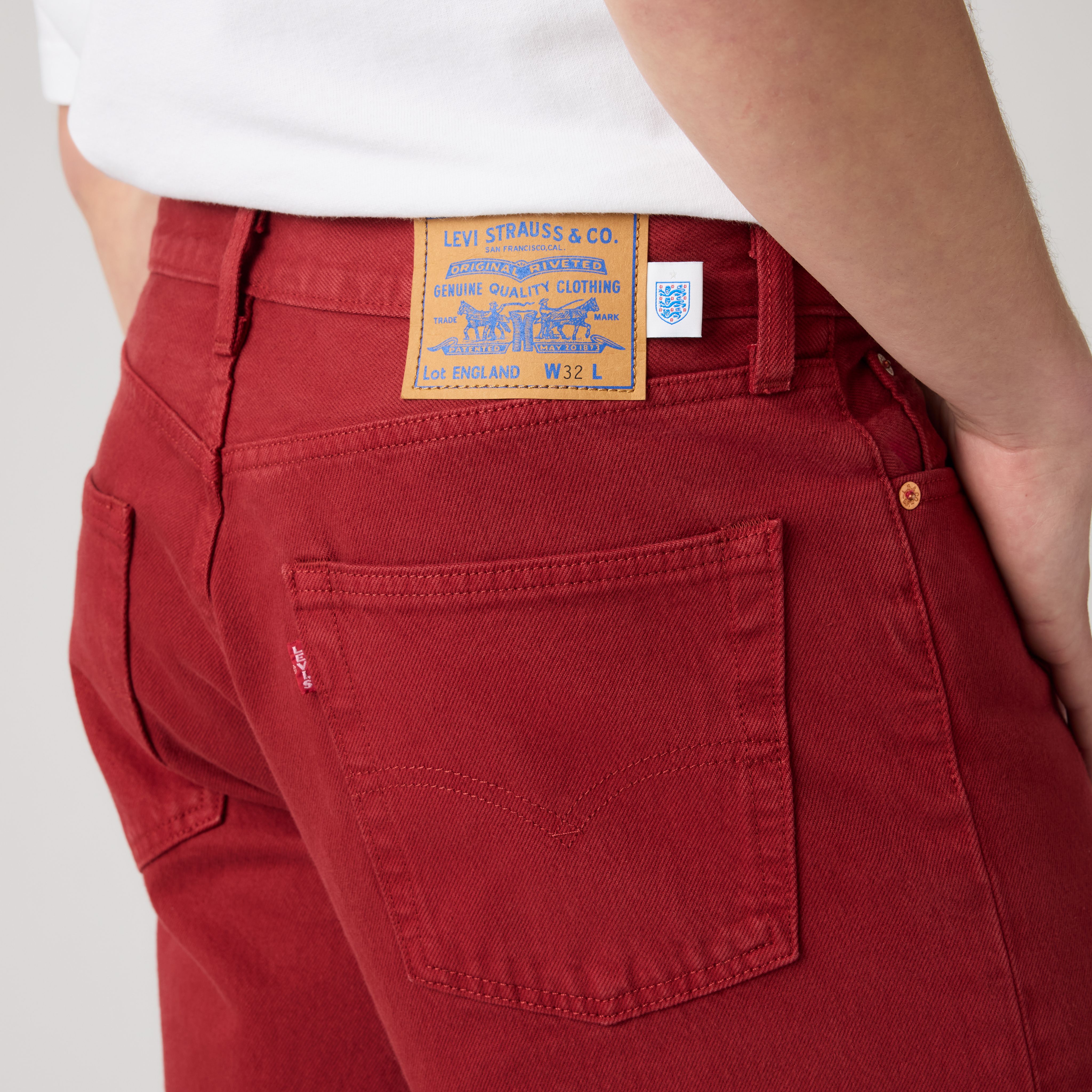 Levi’s® England Football 478™ Baggy Shorts 6