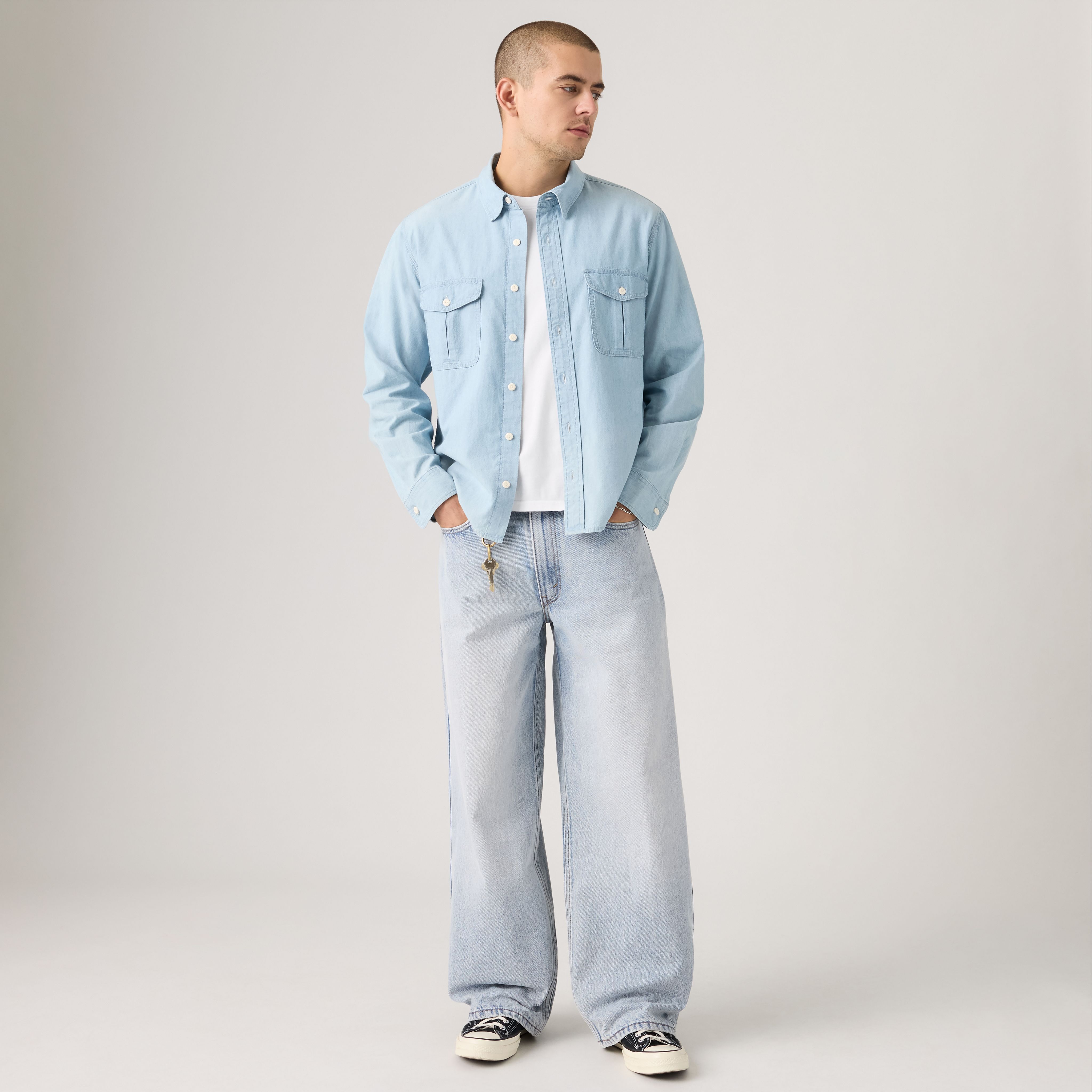 Image of model wearing Extra Baggy