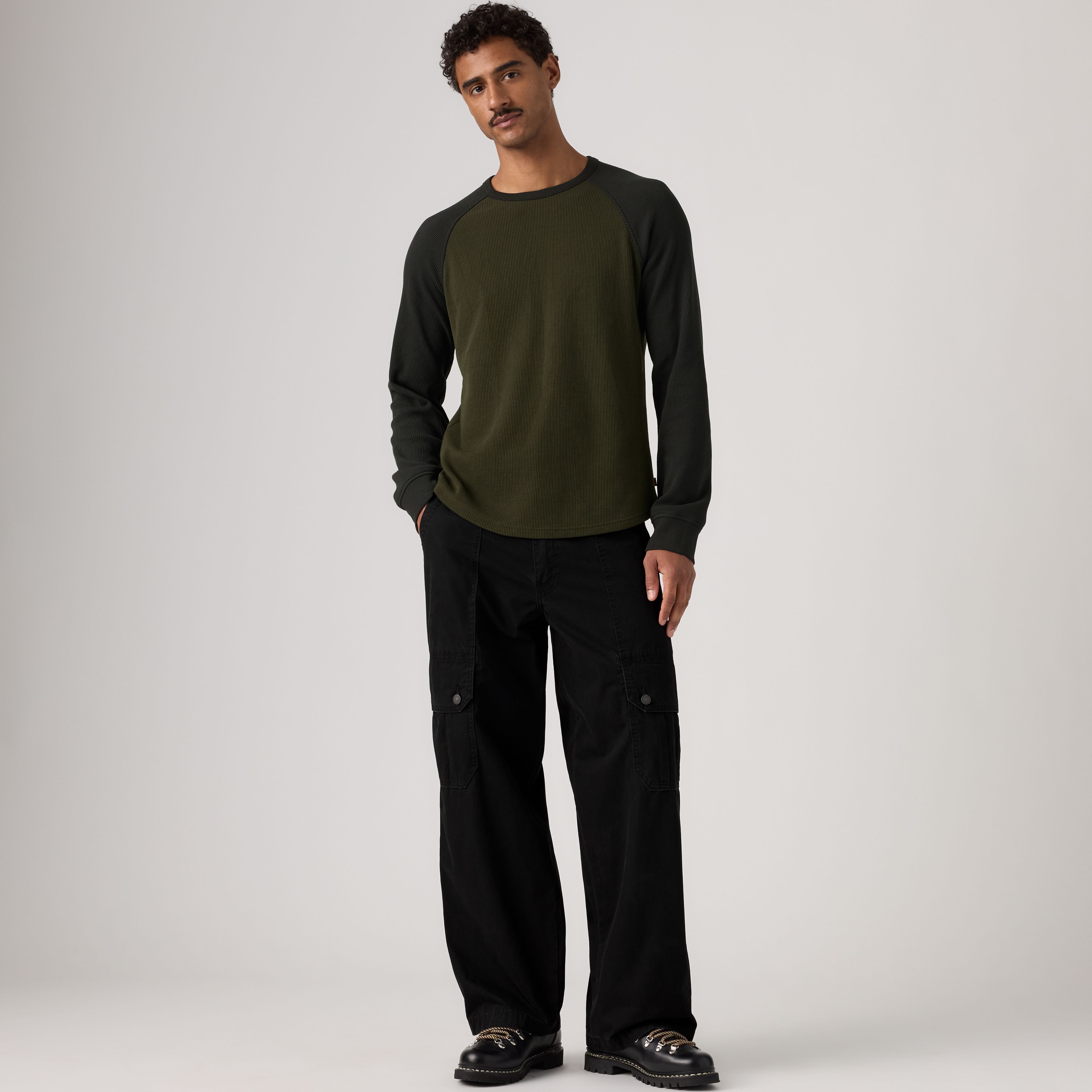 Extra Baggy Cargo Pants 1