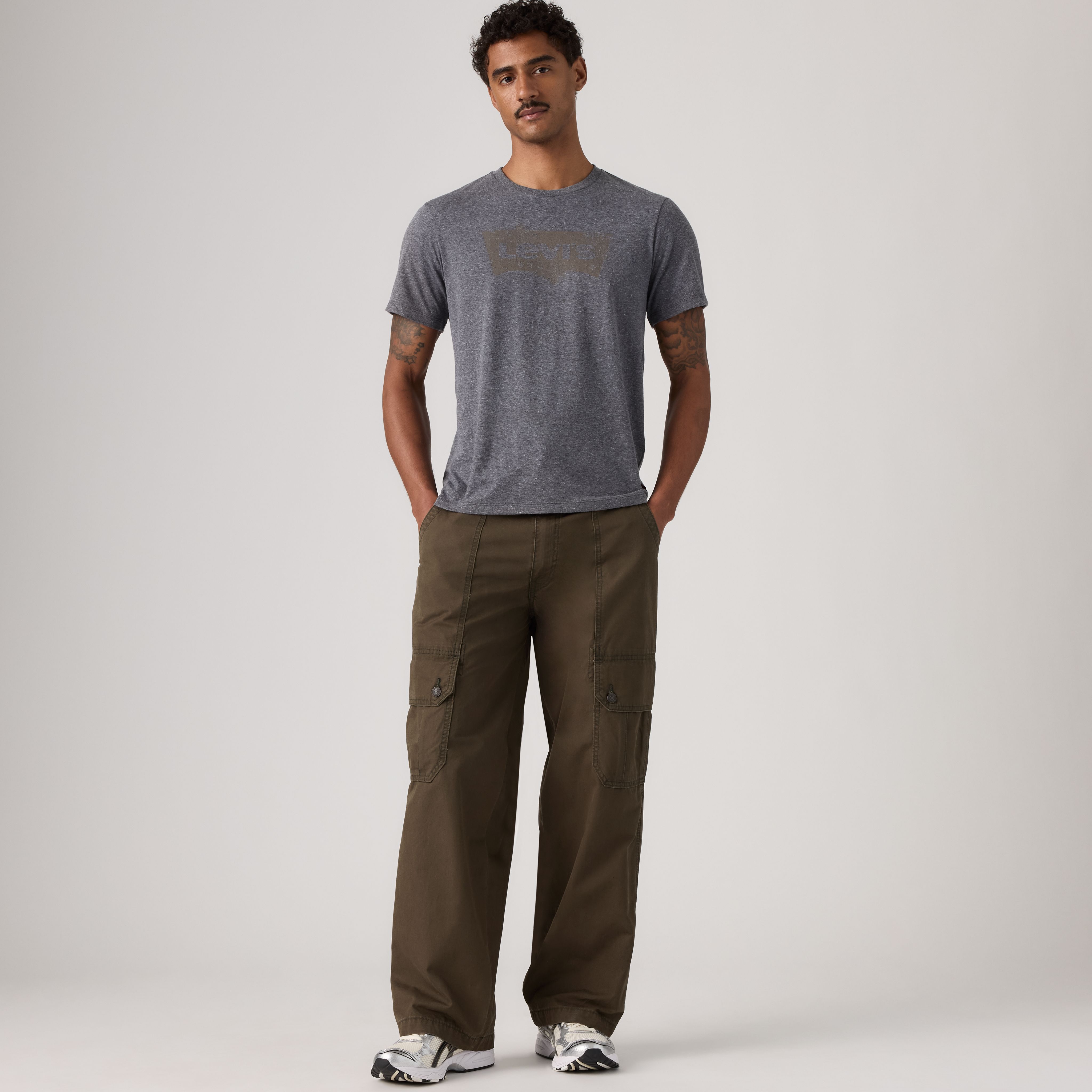 Levi's  Extra Baggy Cargo Pants Green, Men's Size 36X32