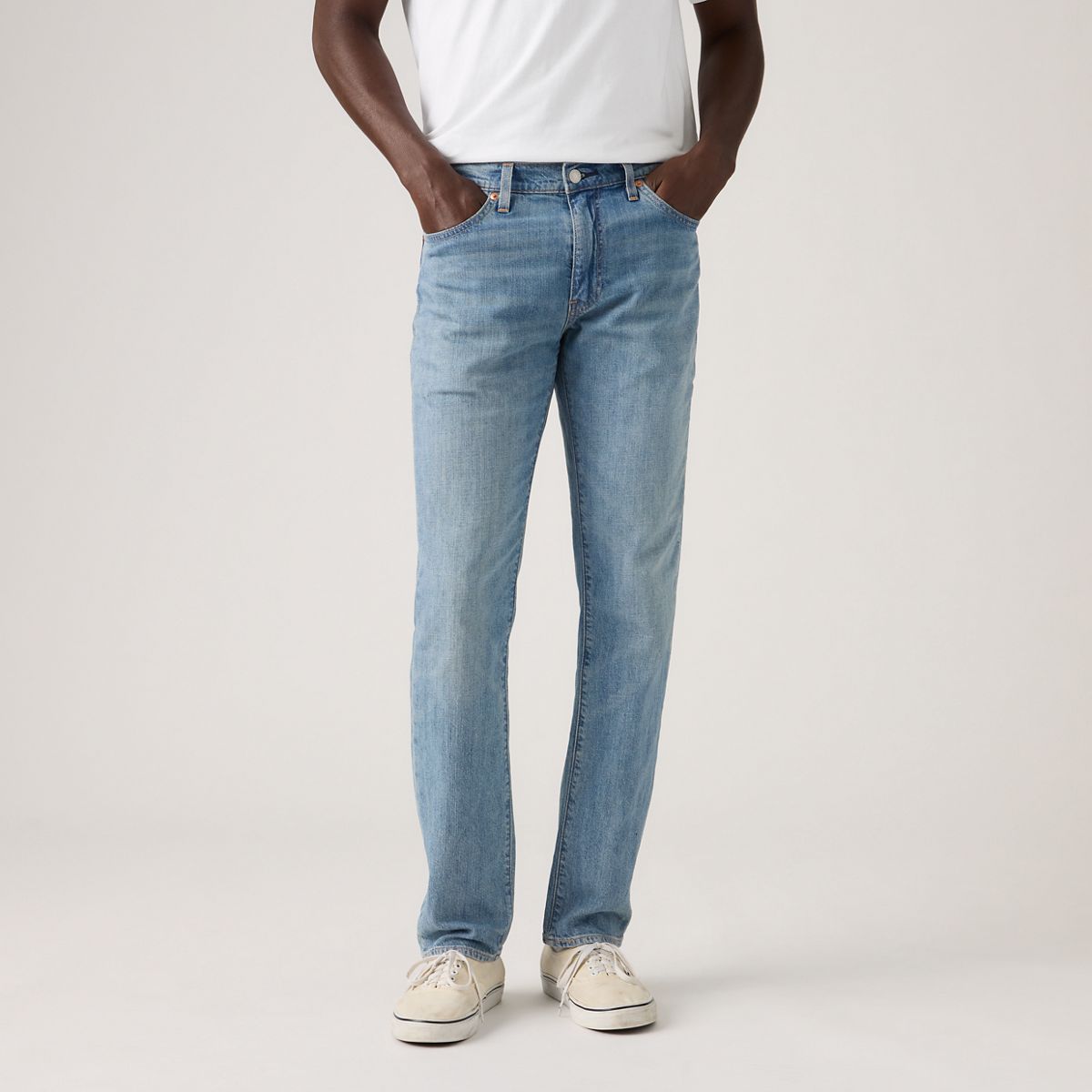 511™ Slim Jeans — Find A Way Lightweight - Medium Wash