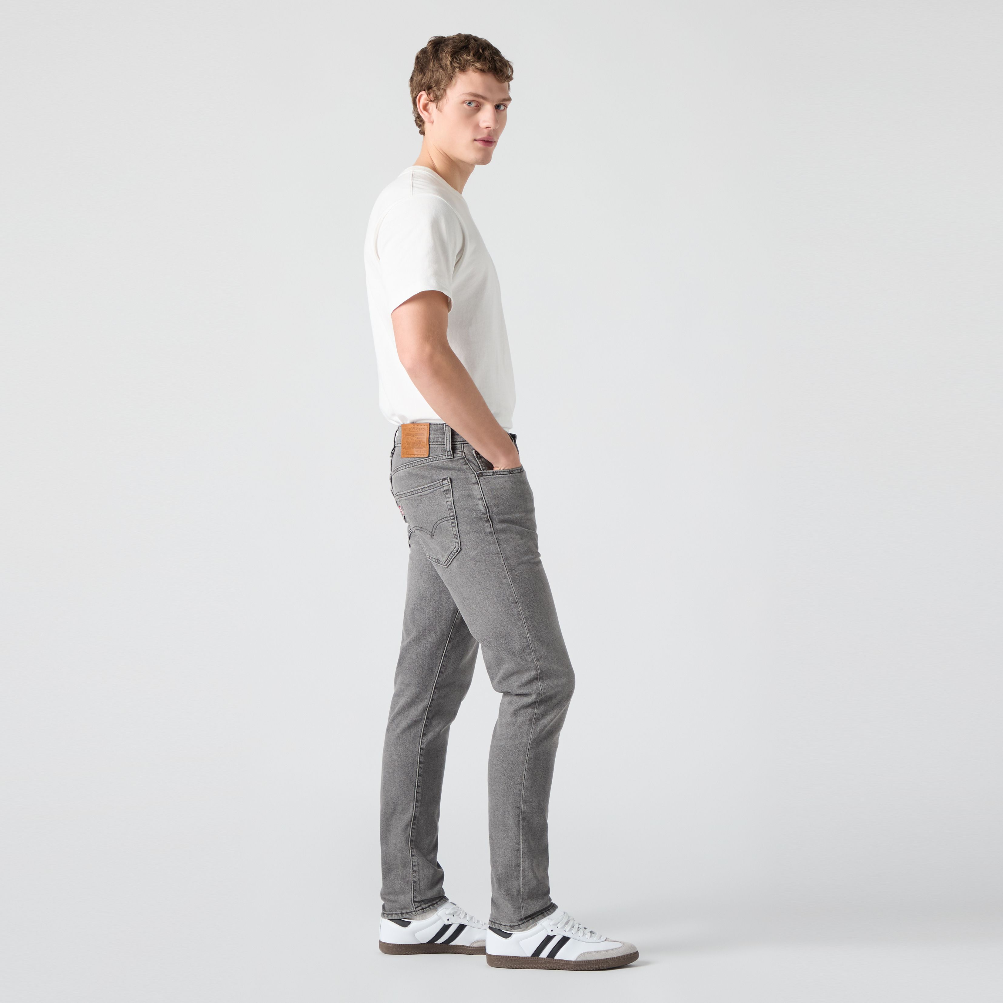 512™ Slim Taper Jeans 4