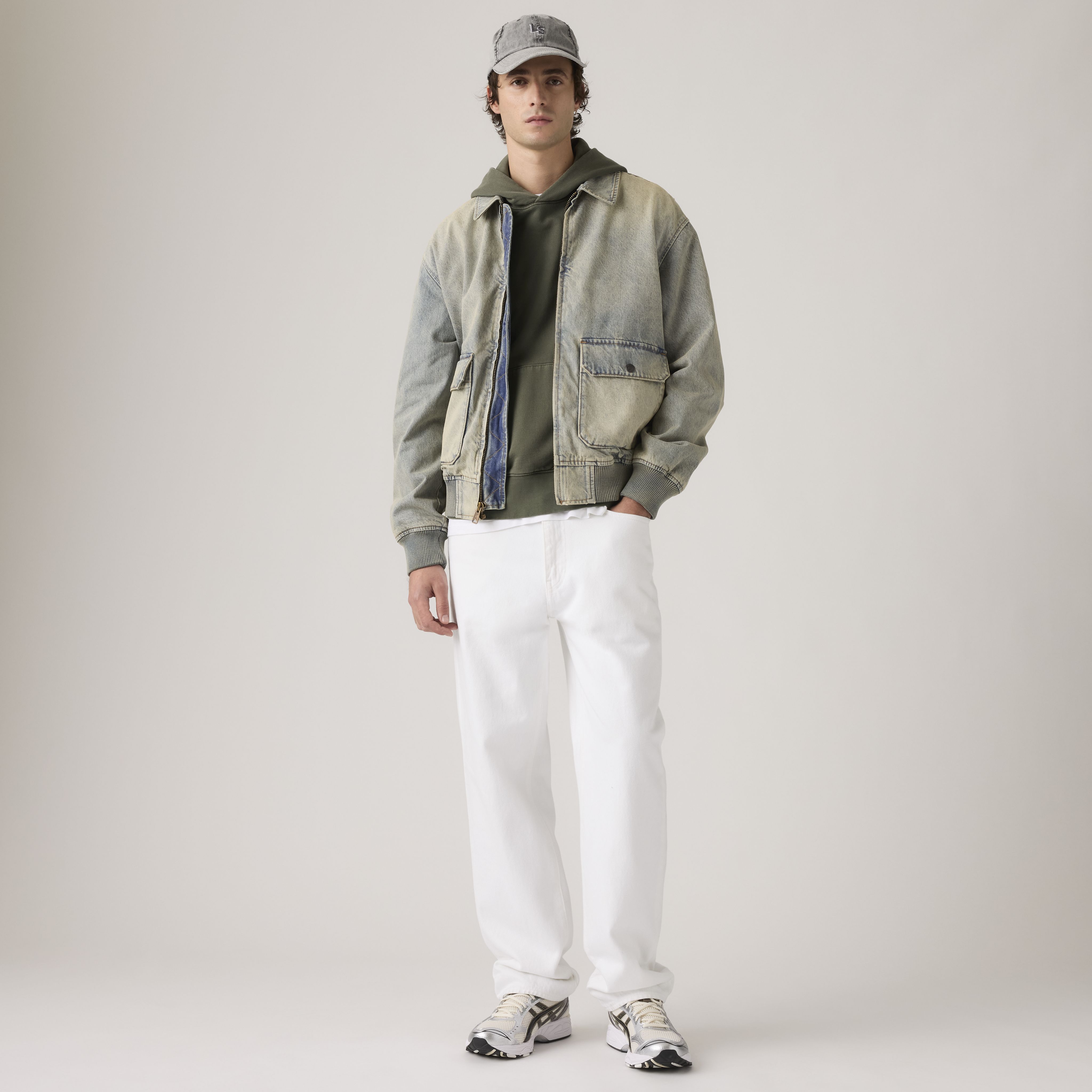 568™ Loose Straight Jeans 1