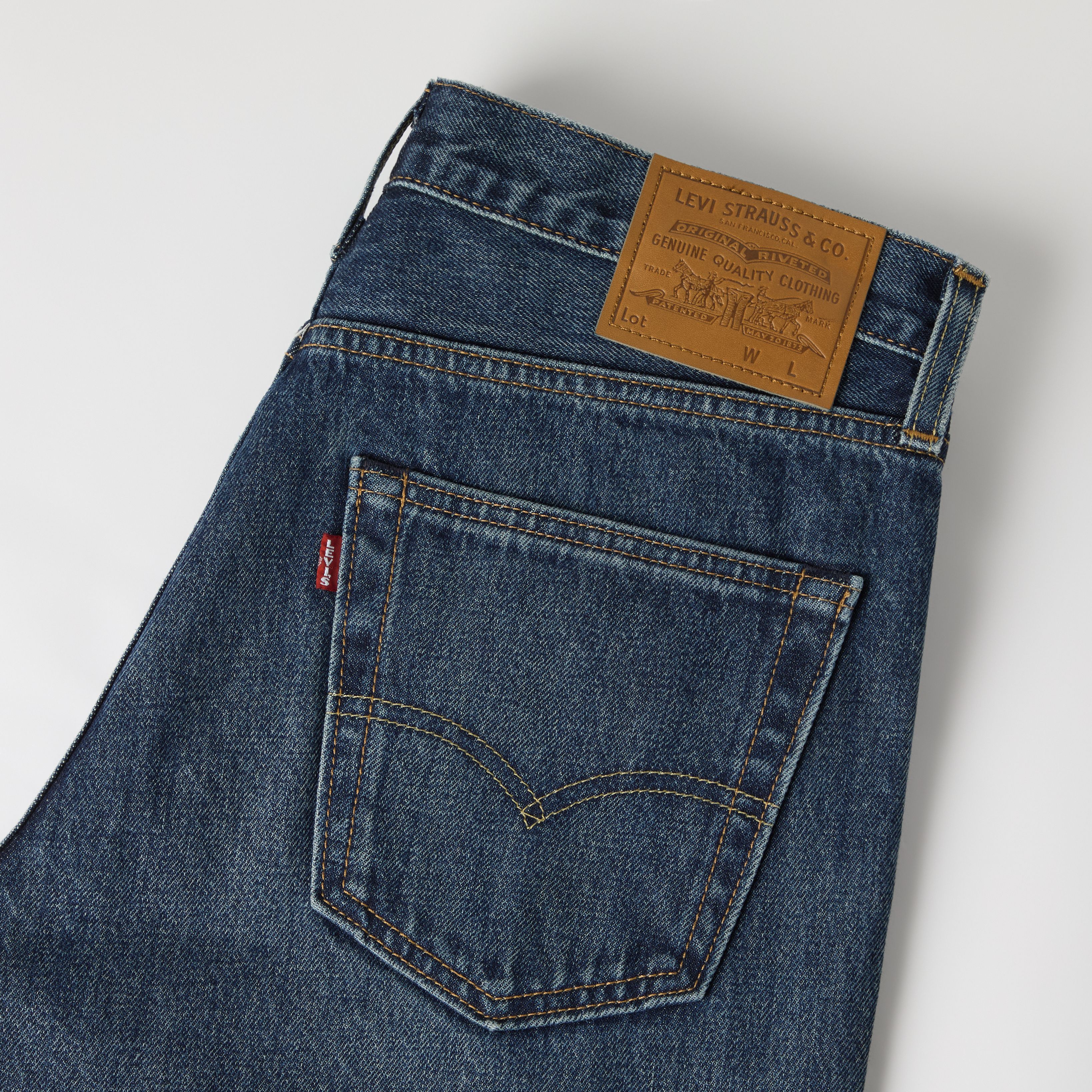 Jean 568™ Loose Straight 7