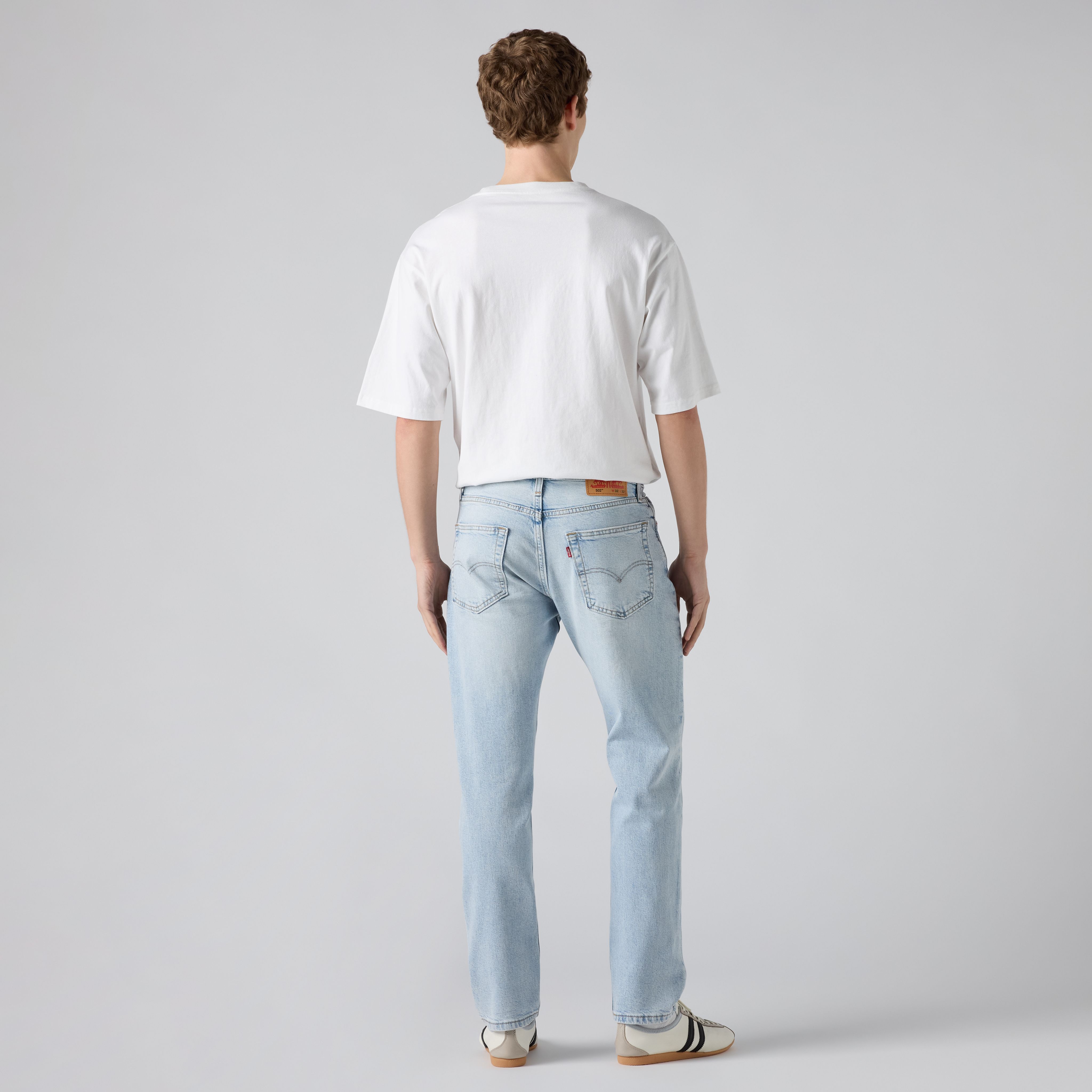 502™ Taper Jeans 3