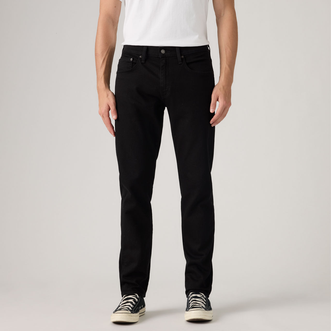 502™ Taper Jeans 2