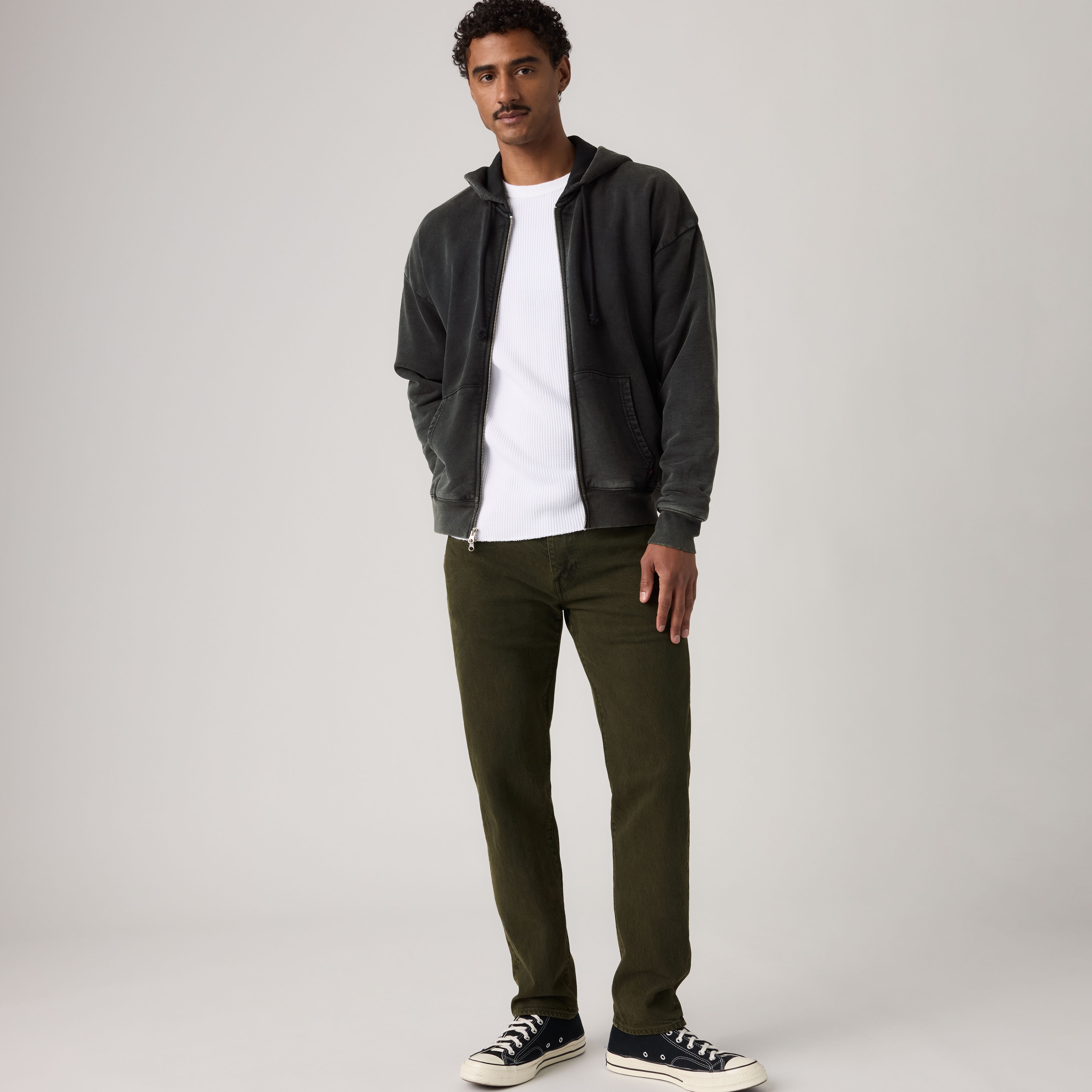 502™ Taper Jeans 1