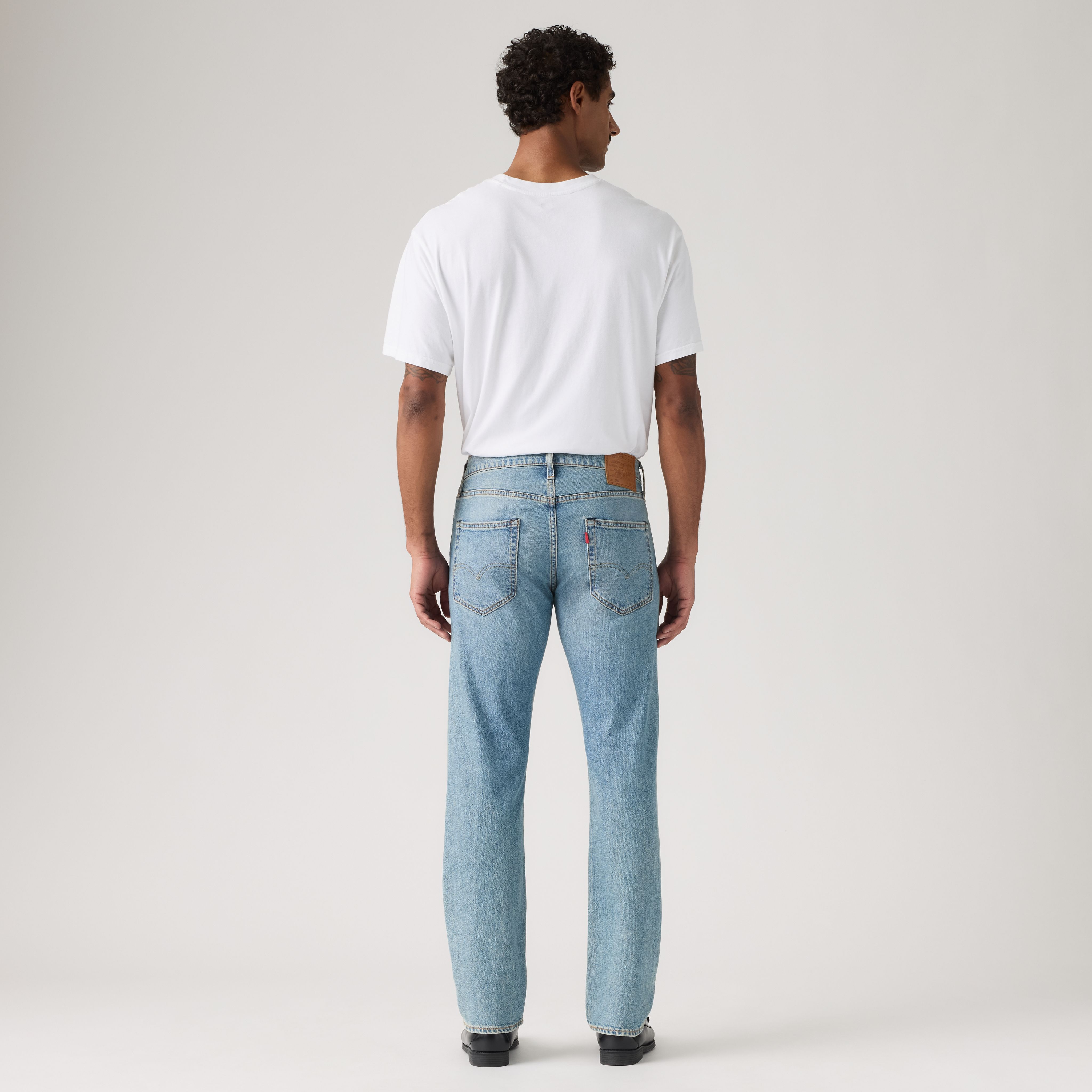 502™ Taper Jeans 3