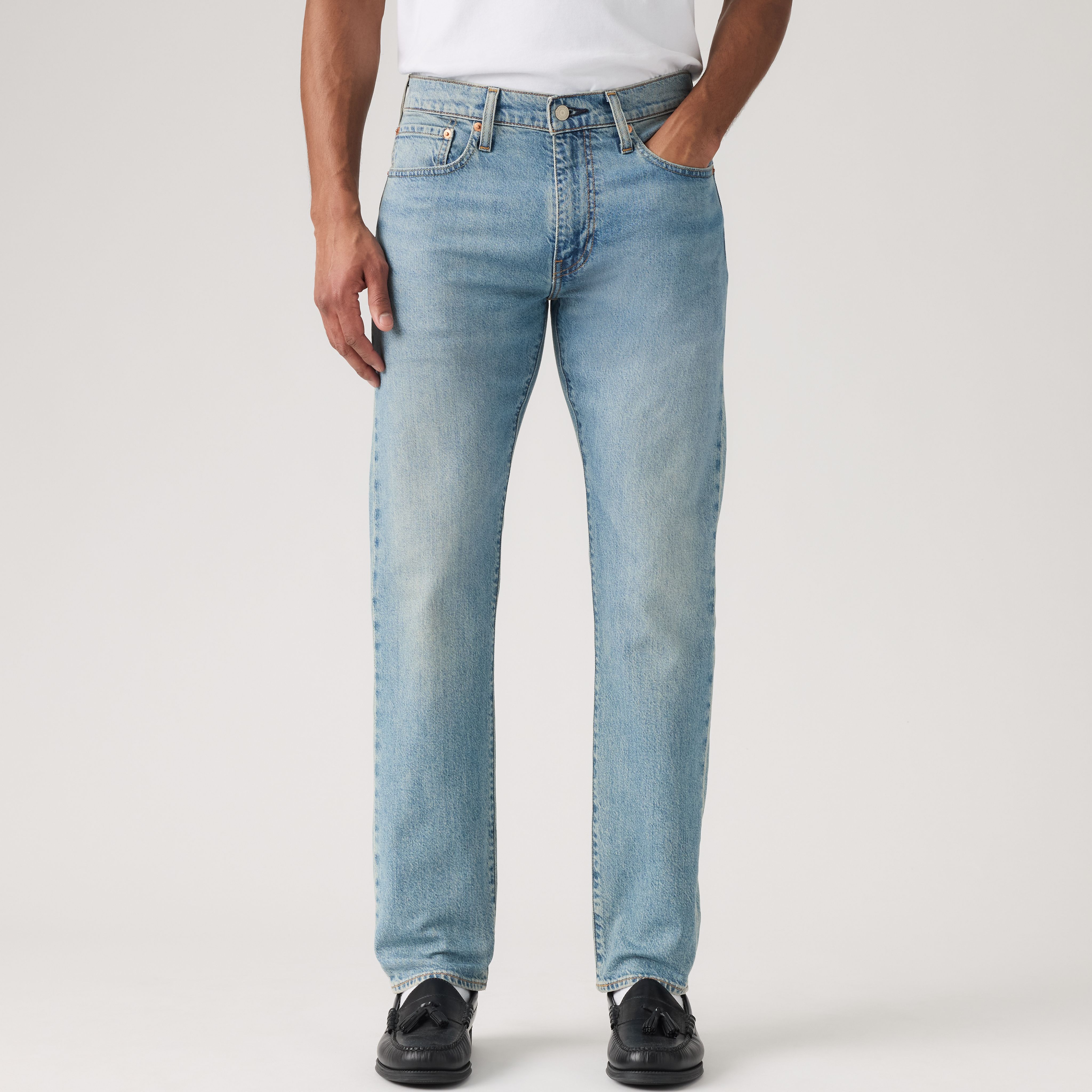 502™ Taper Jeans 2