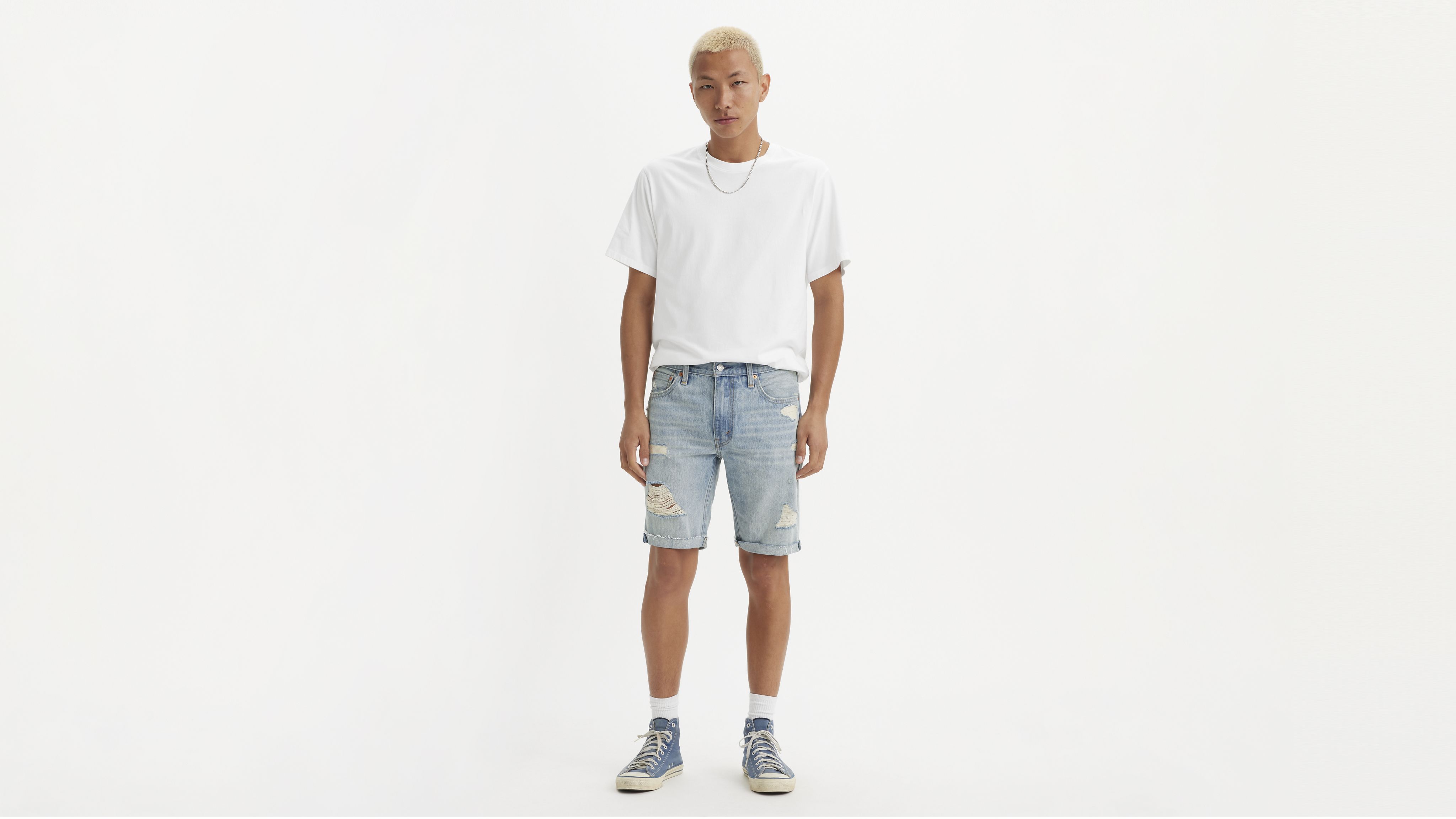 Short jean étroit pour homme 1