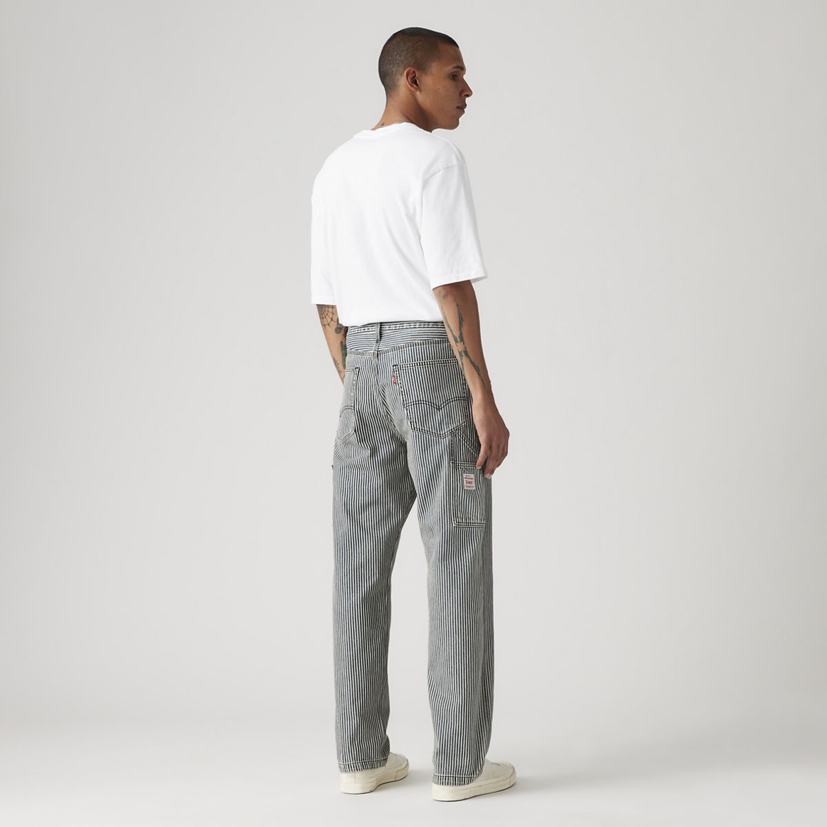 568™ Loose Straight Carpenter Men's Jeans — Aged RR Stripe - Medium Wash