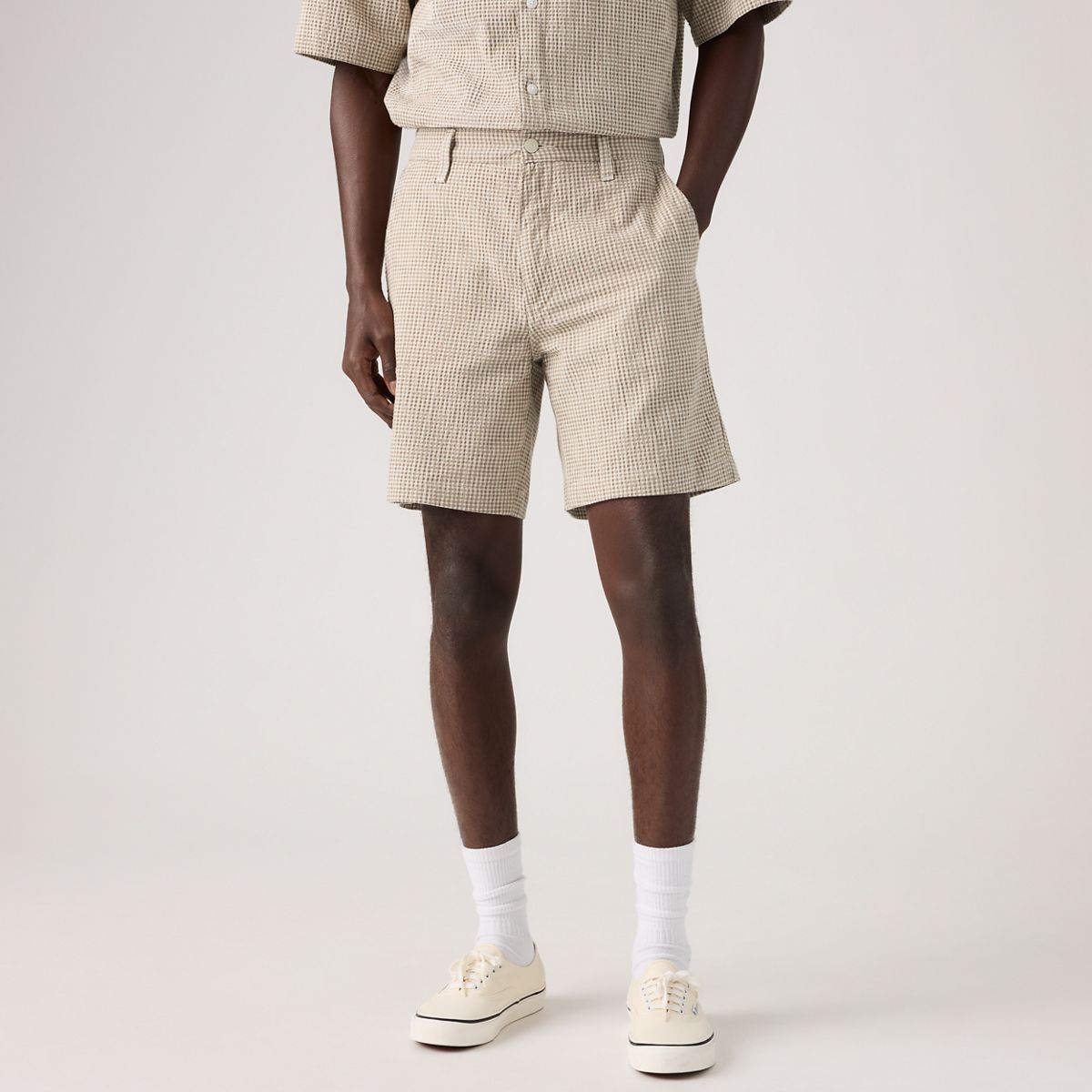 XX Chino Authentic Relaxed Seersucker 8" Men's Shorts — Cadiz Plaid Silver Birch - Brown