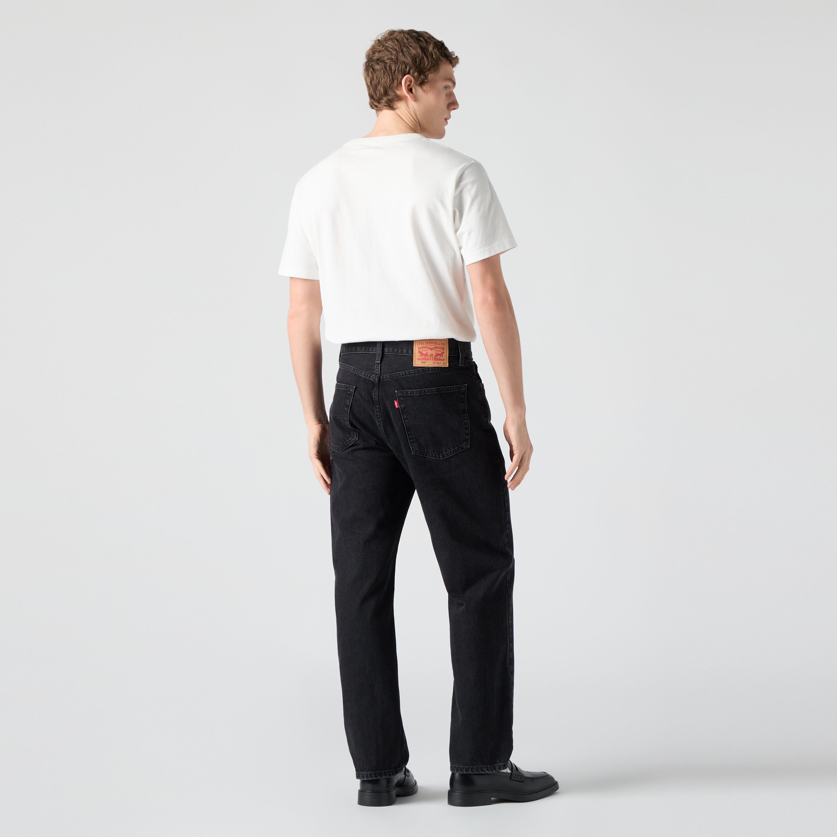 565™ Loose Straight Jeans 3