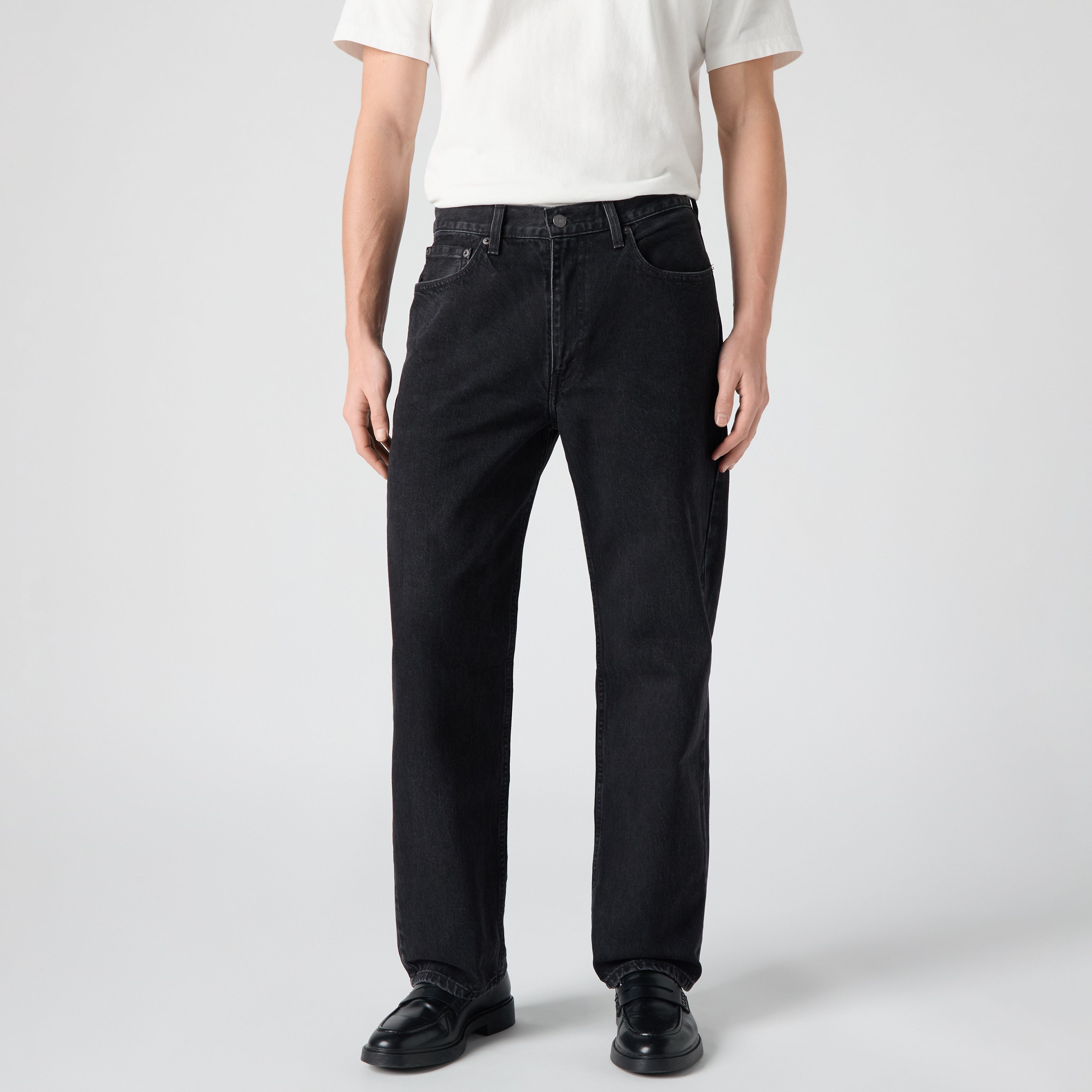 565™ Loose Straight Jeans 2