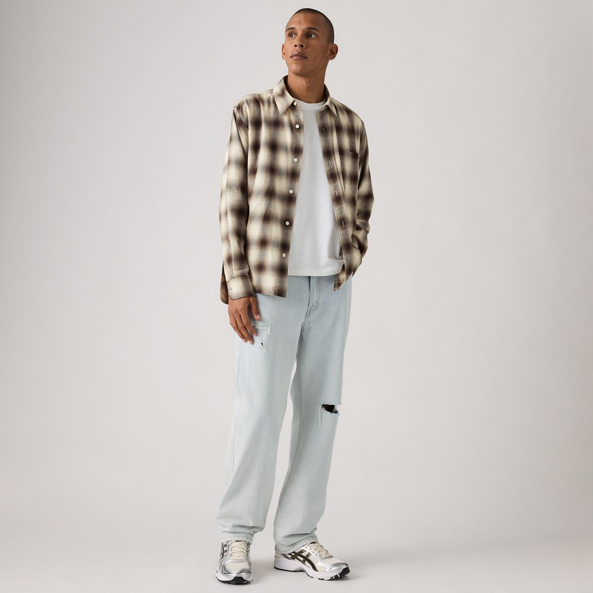 565™ Loose Straight Men's Jeans — Hint Of Indigo Distressed - Light Wash