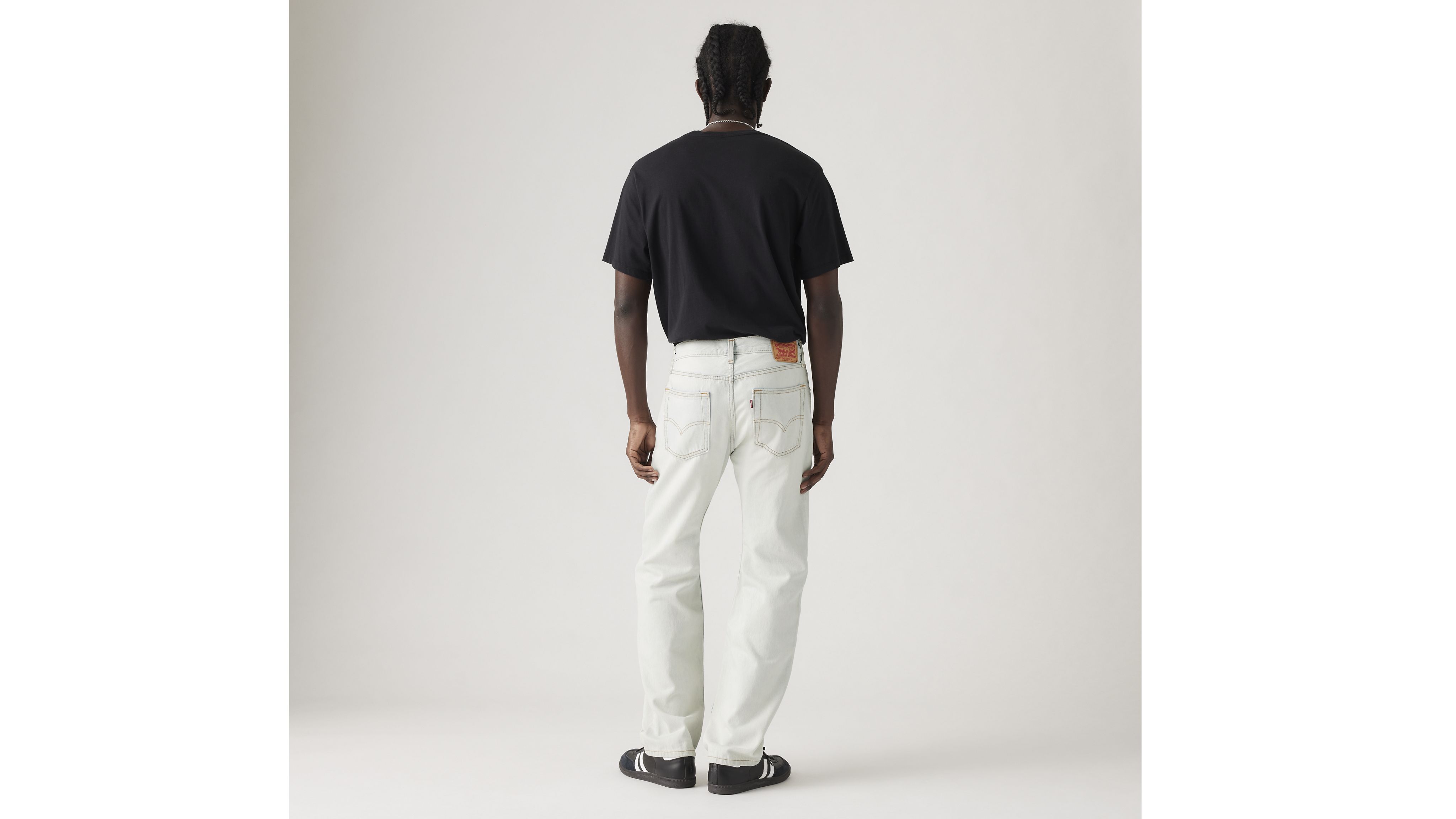 555™ Relaxed Straight Men's Jeans 3