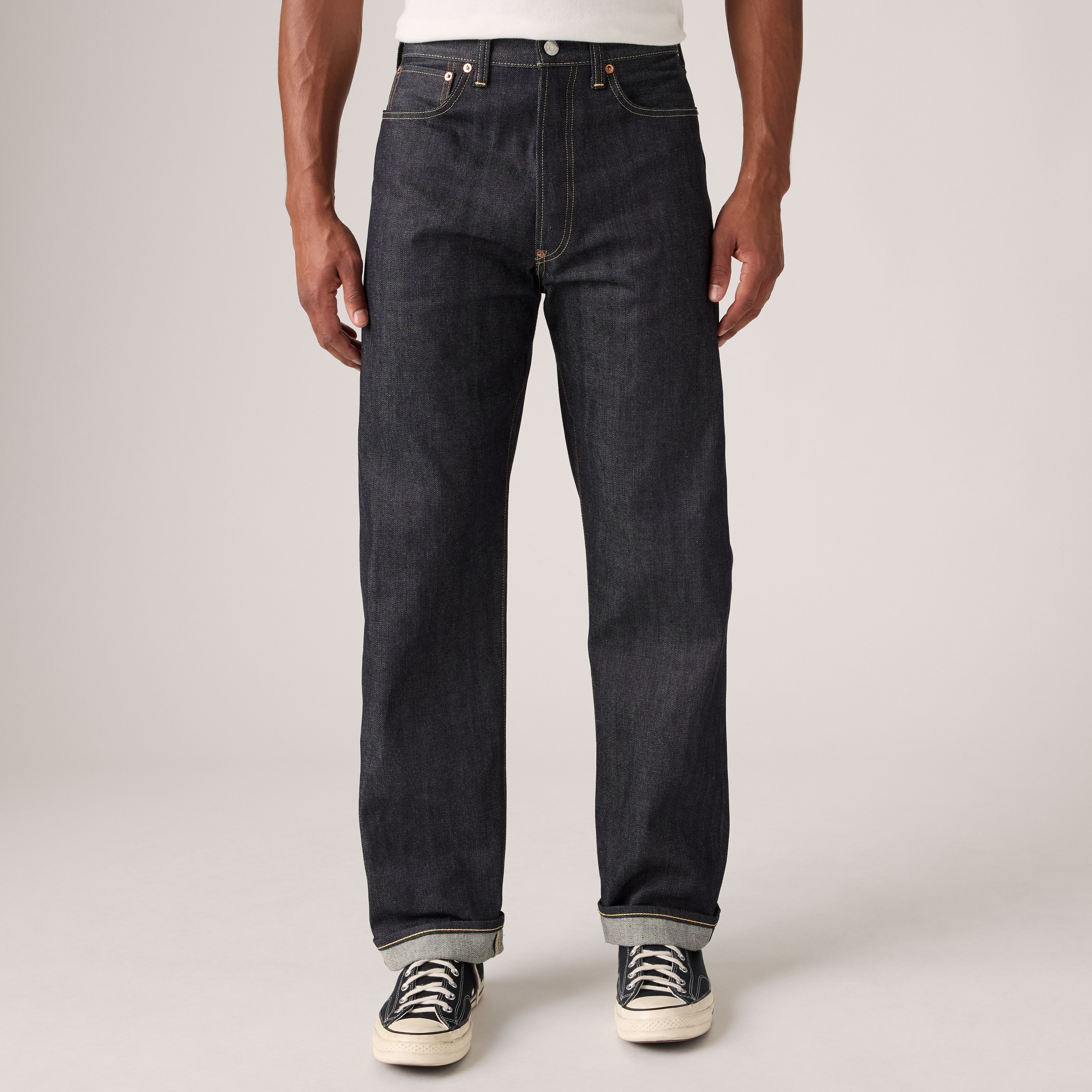 1942 501® Original Men's Jeans 2