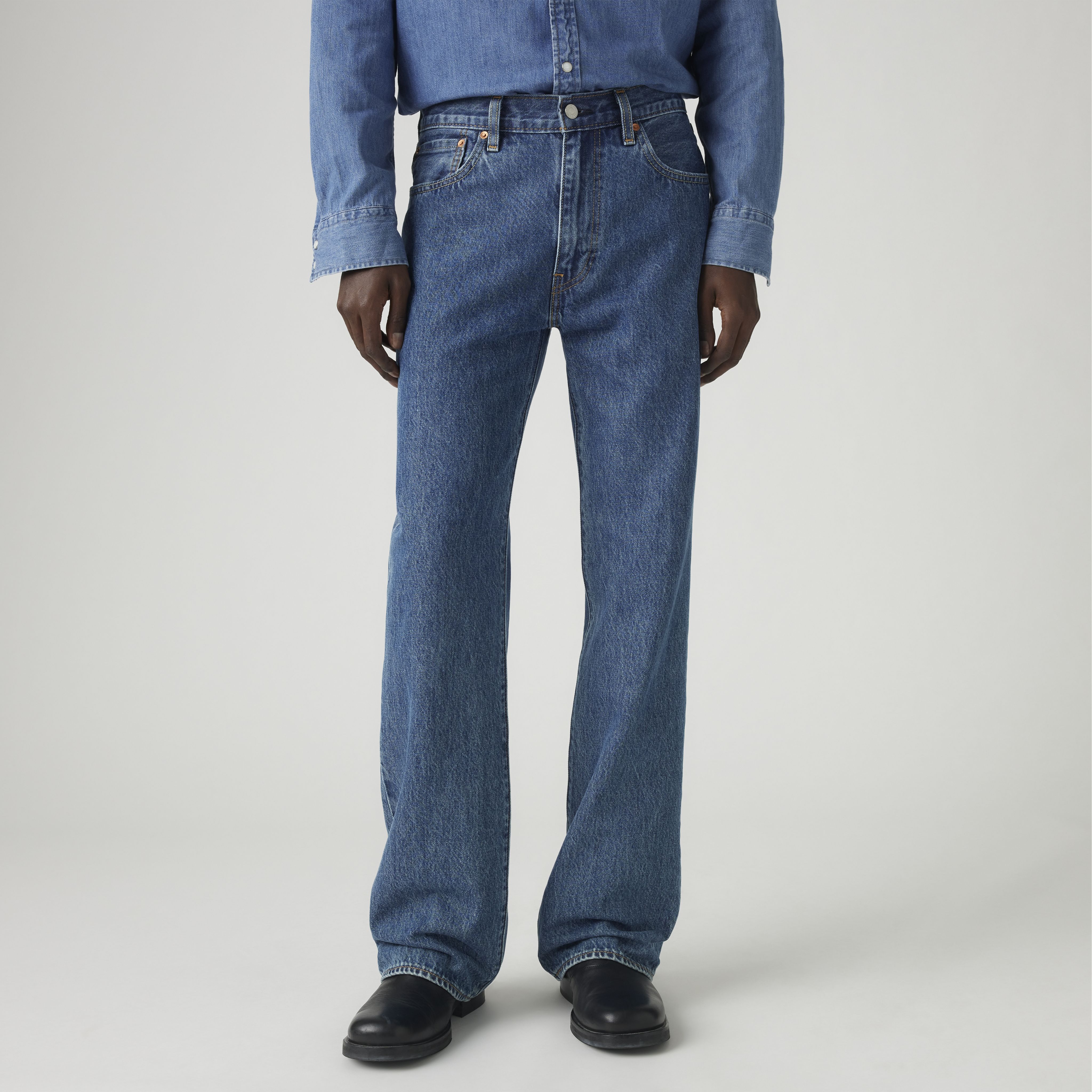 567™ Relaxed Flare Men's Jeans 2