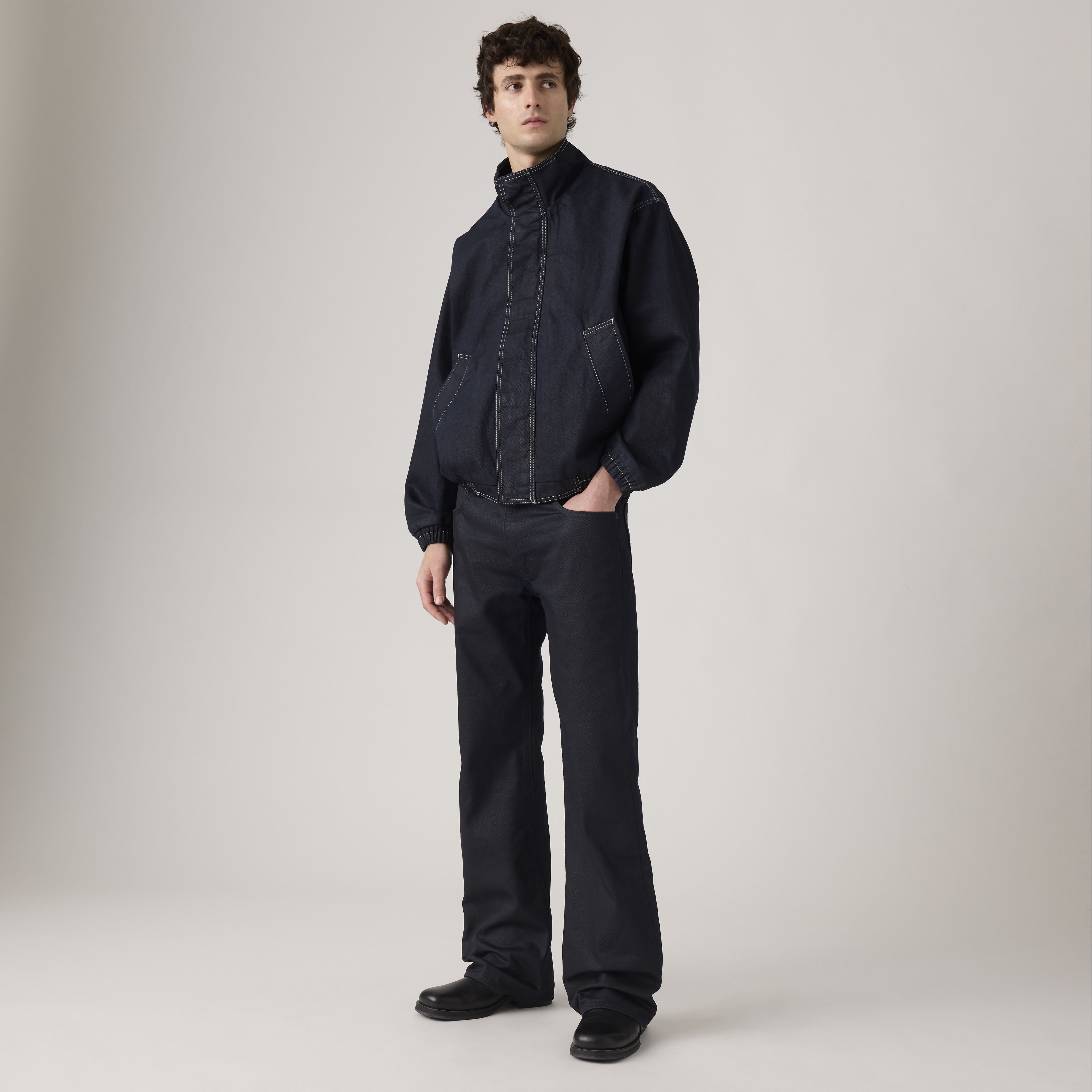 567™ Relaxed Flare Jeans 1