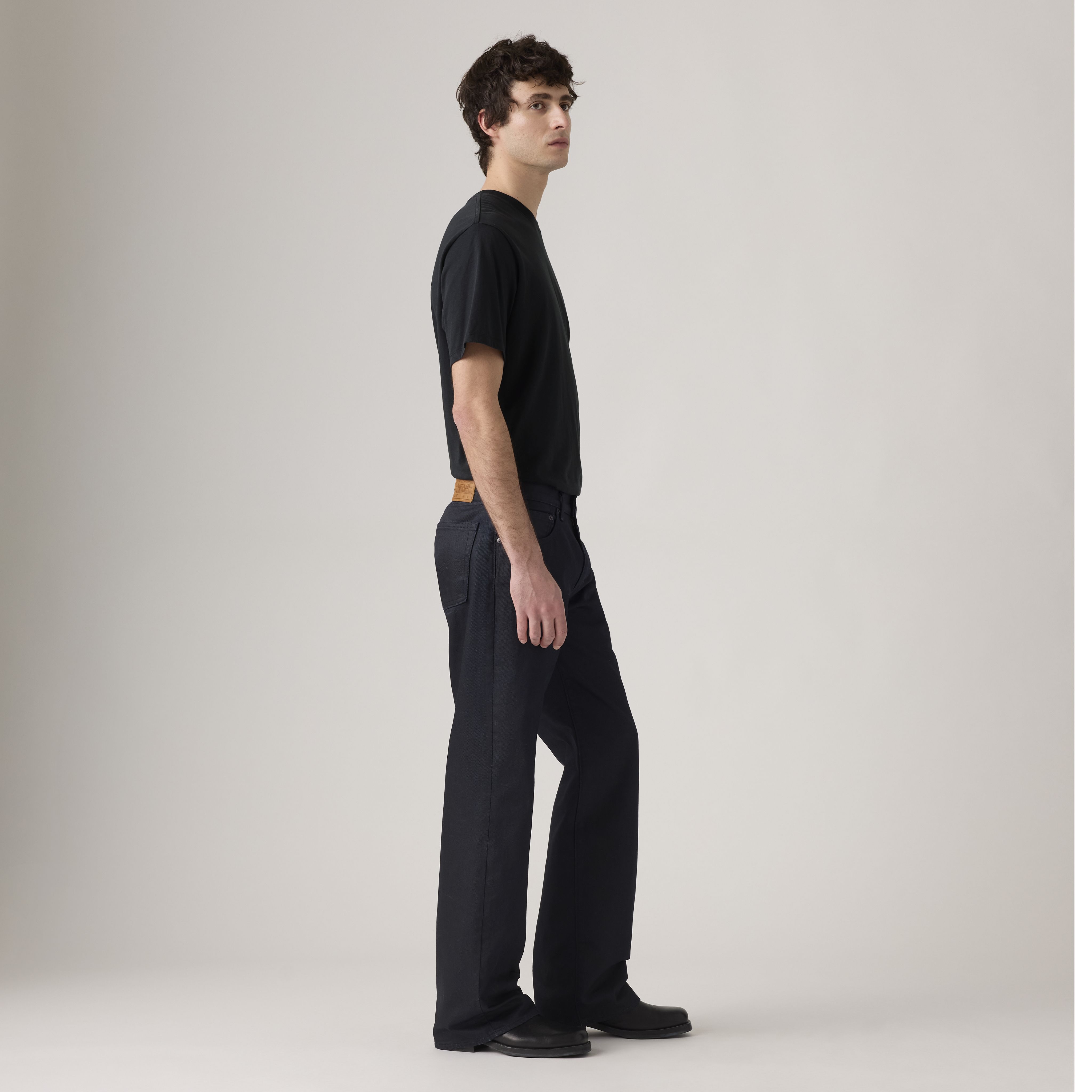 567™ Relaxed Flare Jeans 4