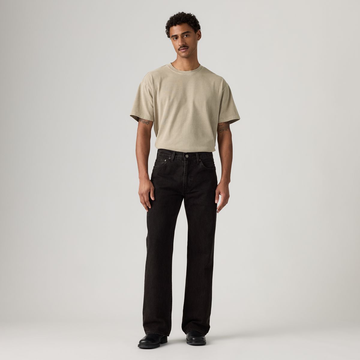 567™ Relaxed Flare Men's Jeans — Two Lovers - Black