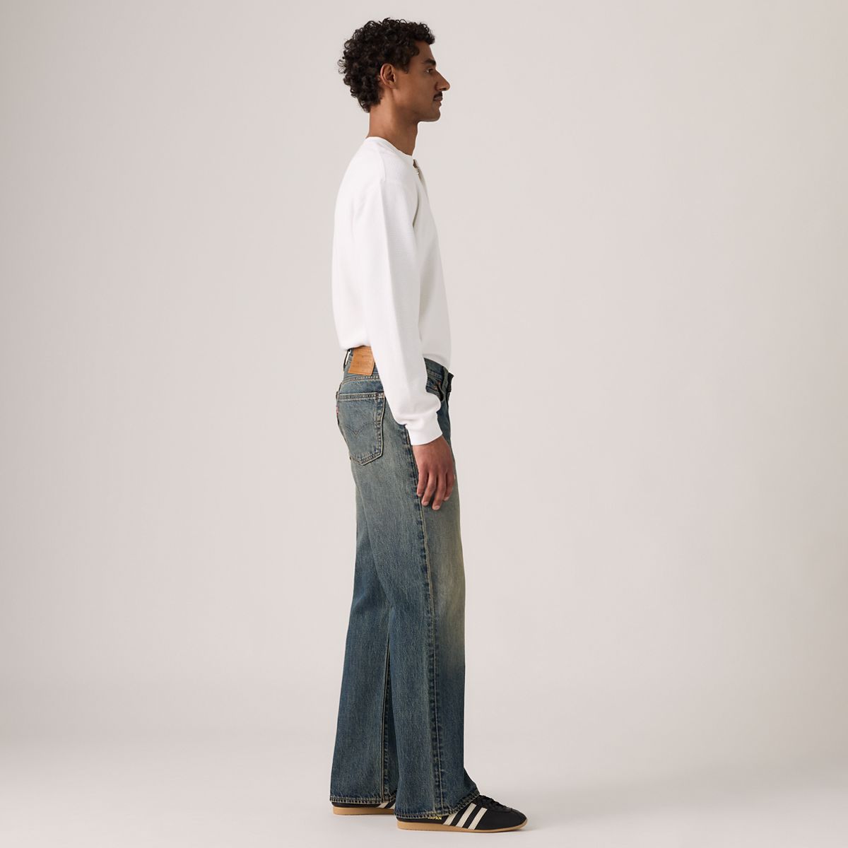 567™ Relaxed Flare Men's Jeans — Walk The Way - Dark Wash