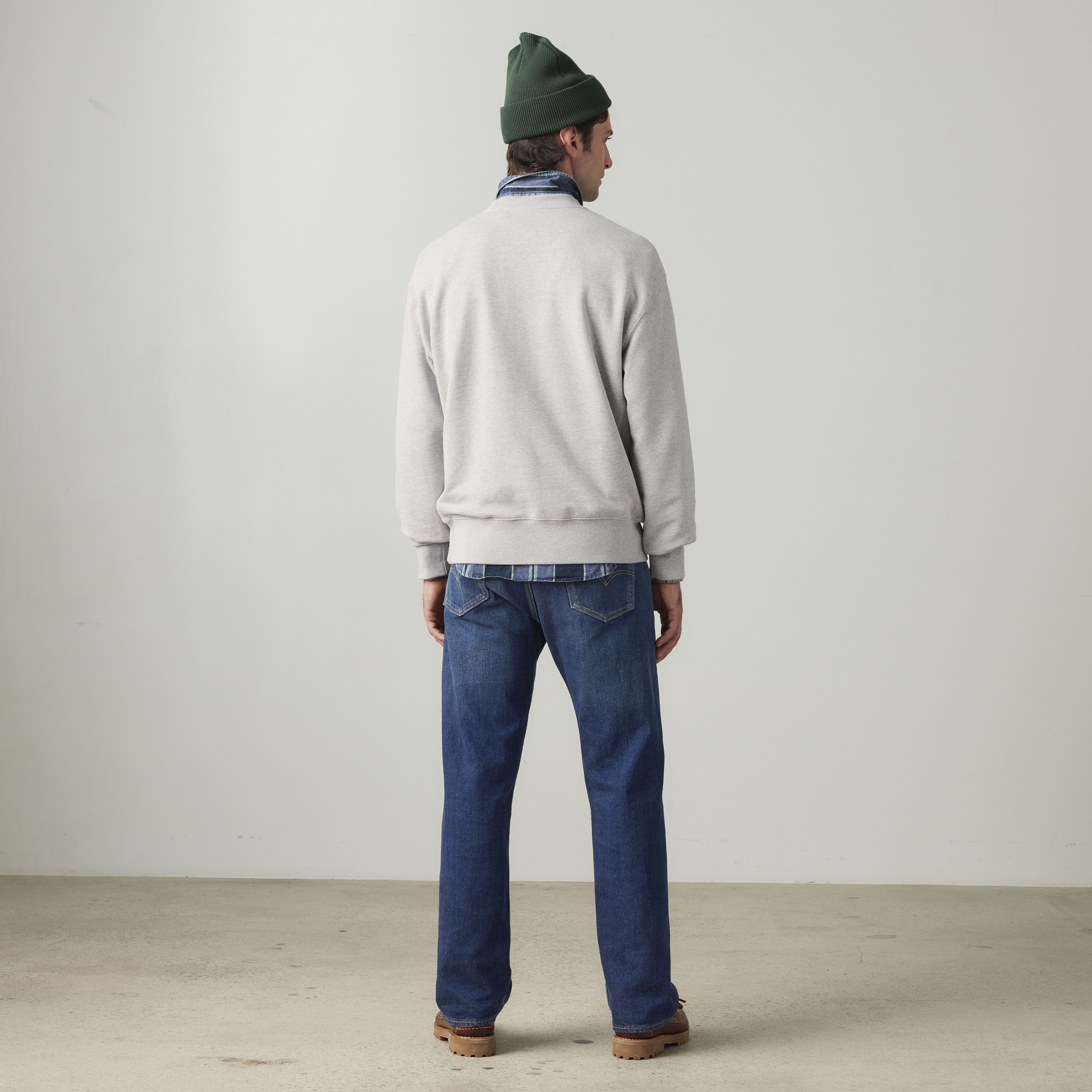 Graphic Crewneck Sweatshirt 3