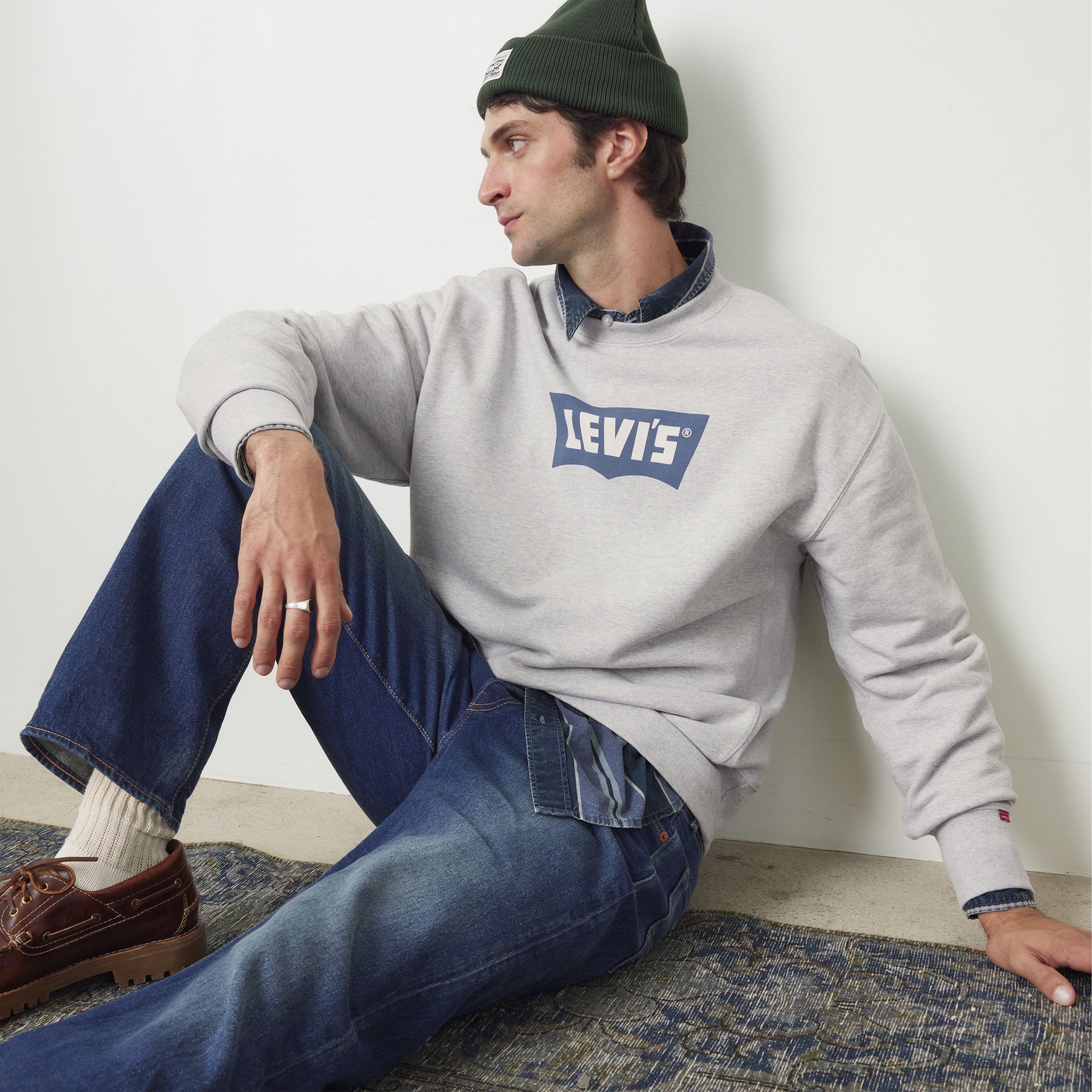 Graphic Crewneck Sweatshirt 1