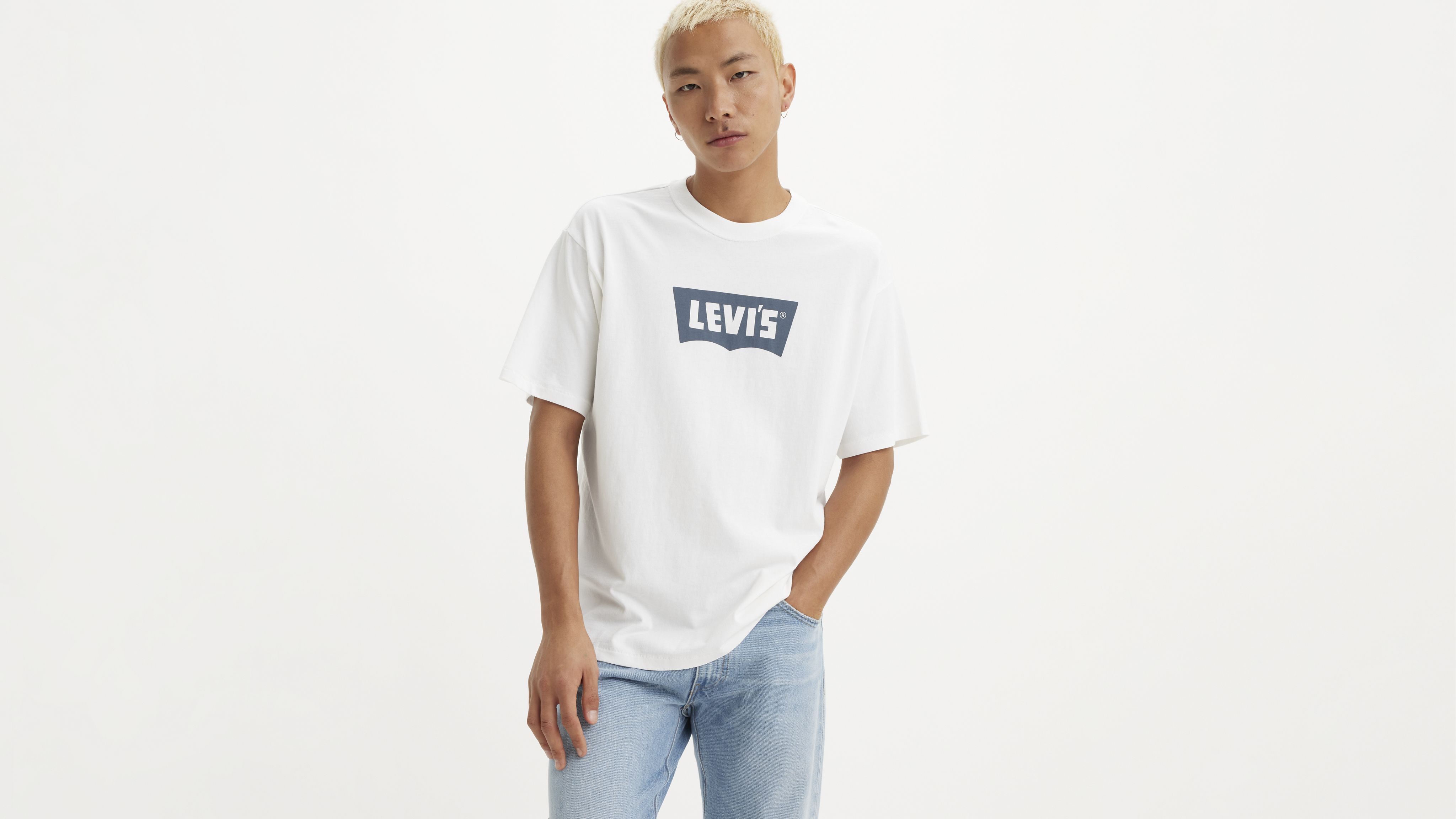 Vintage Batwing Graphic Tee 1