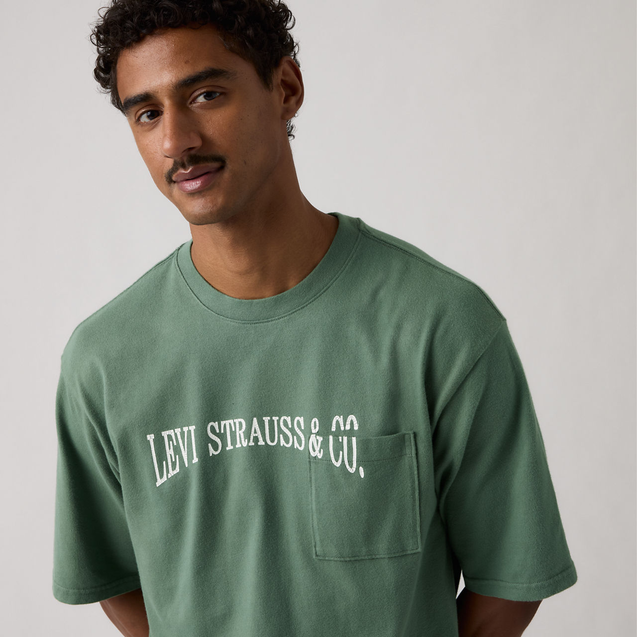 Half-Sleeve Graphic Pocket T-Shirt 4