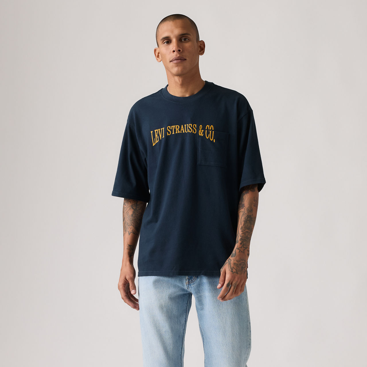 Half-Sleeve Graphic Pocket T-Shirt 2