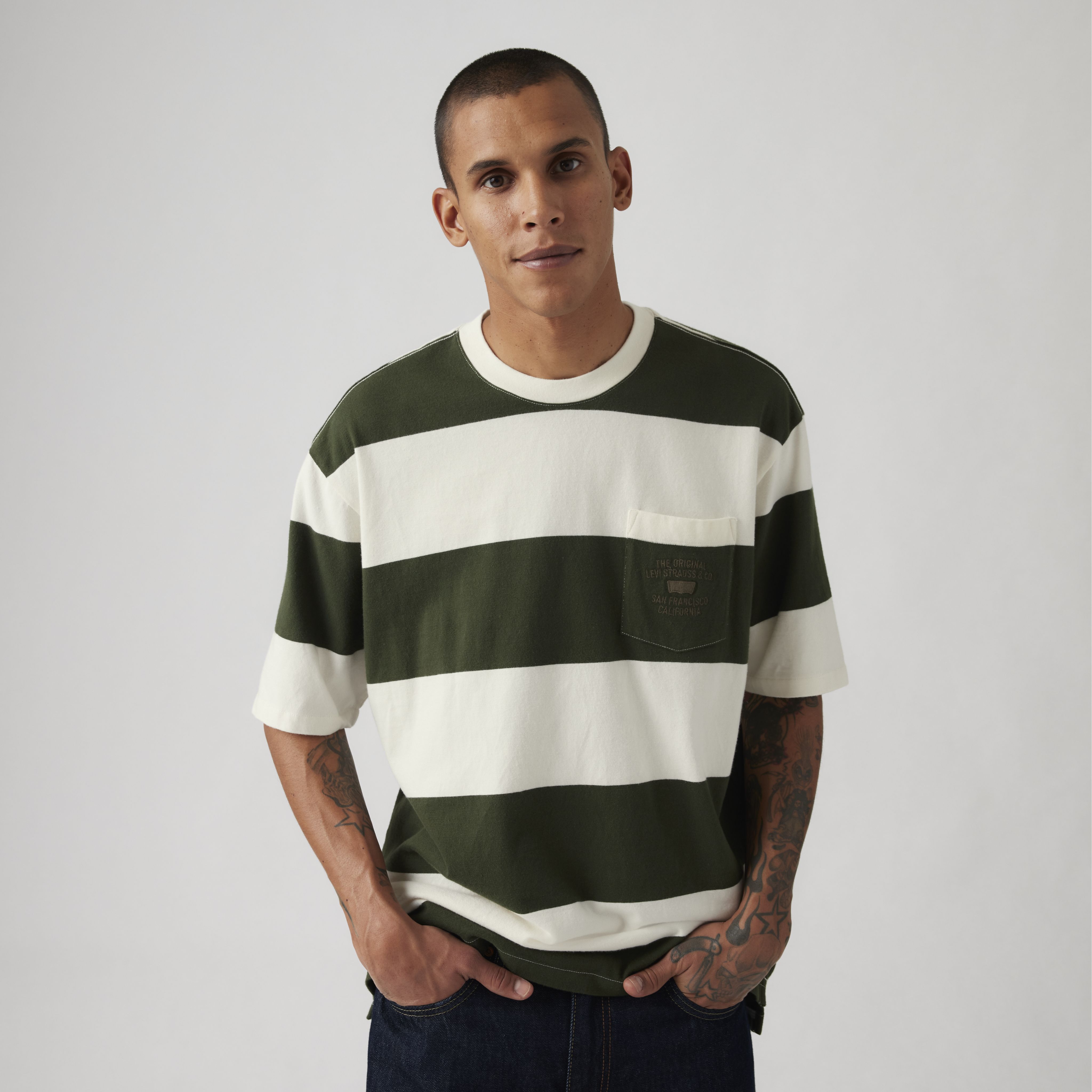 Stepped Hem Half-Sleeve T-Shirt 1