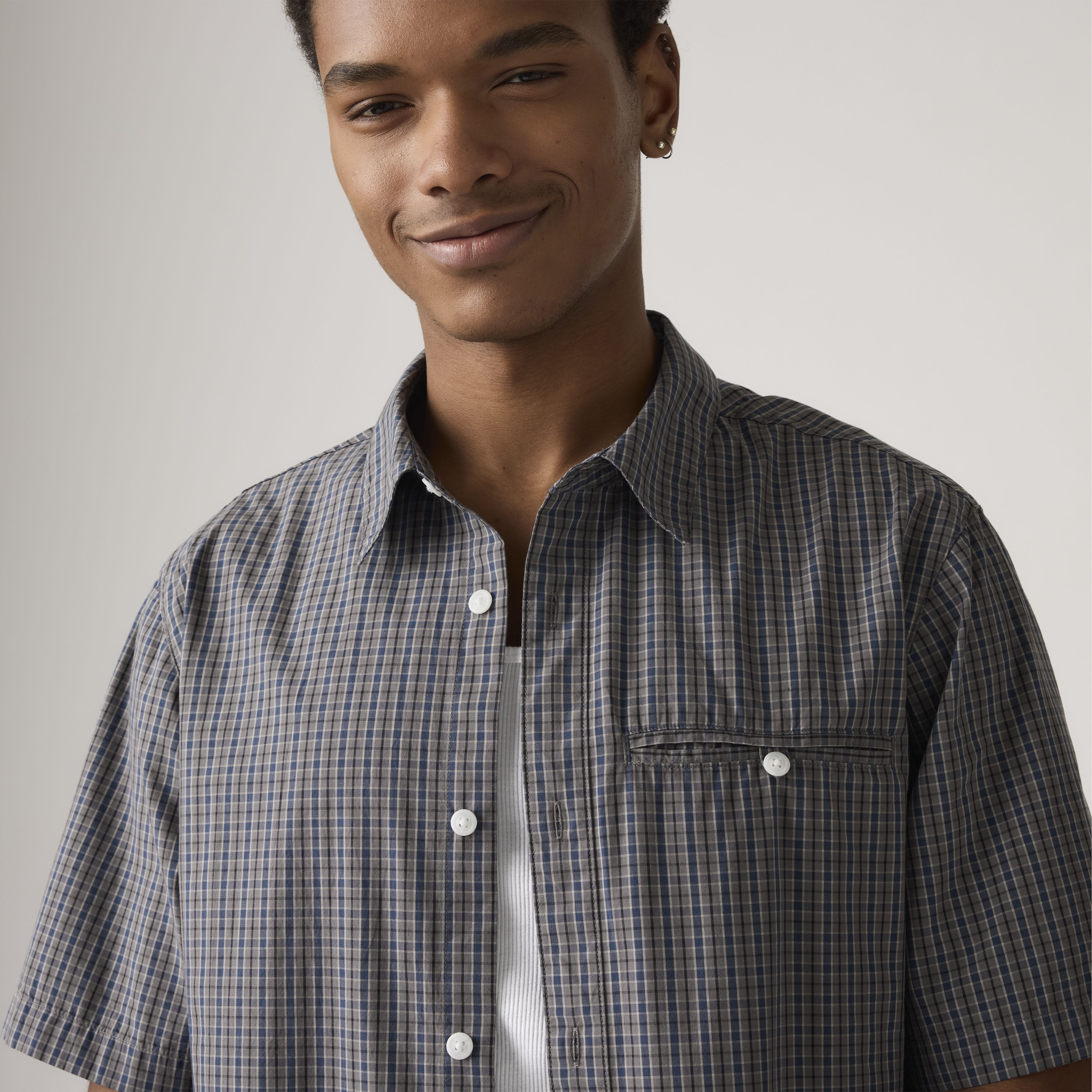 Short Sleeve Zandt Cropped Shirt 4