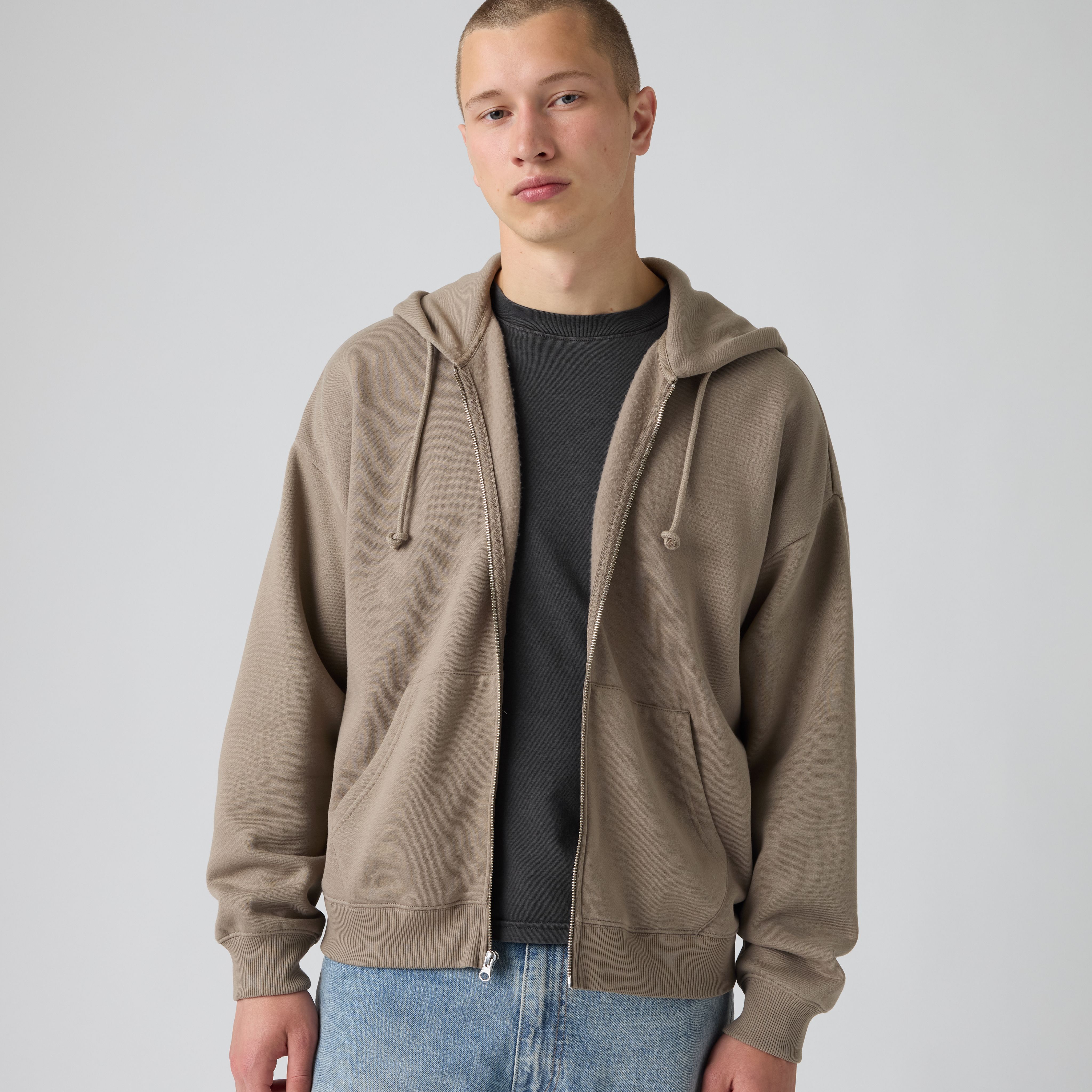 Boxy Full-Zip Sweatshirt 1