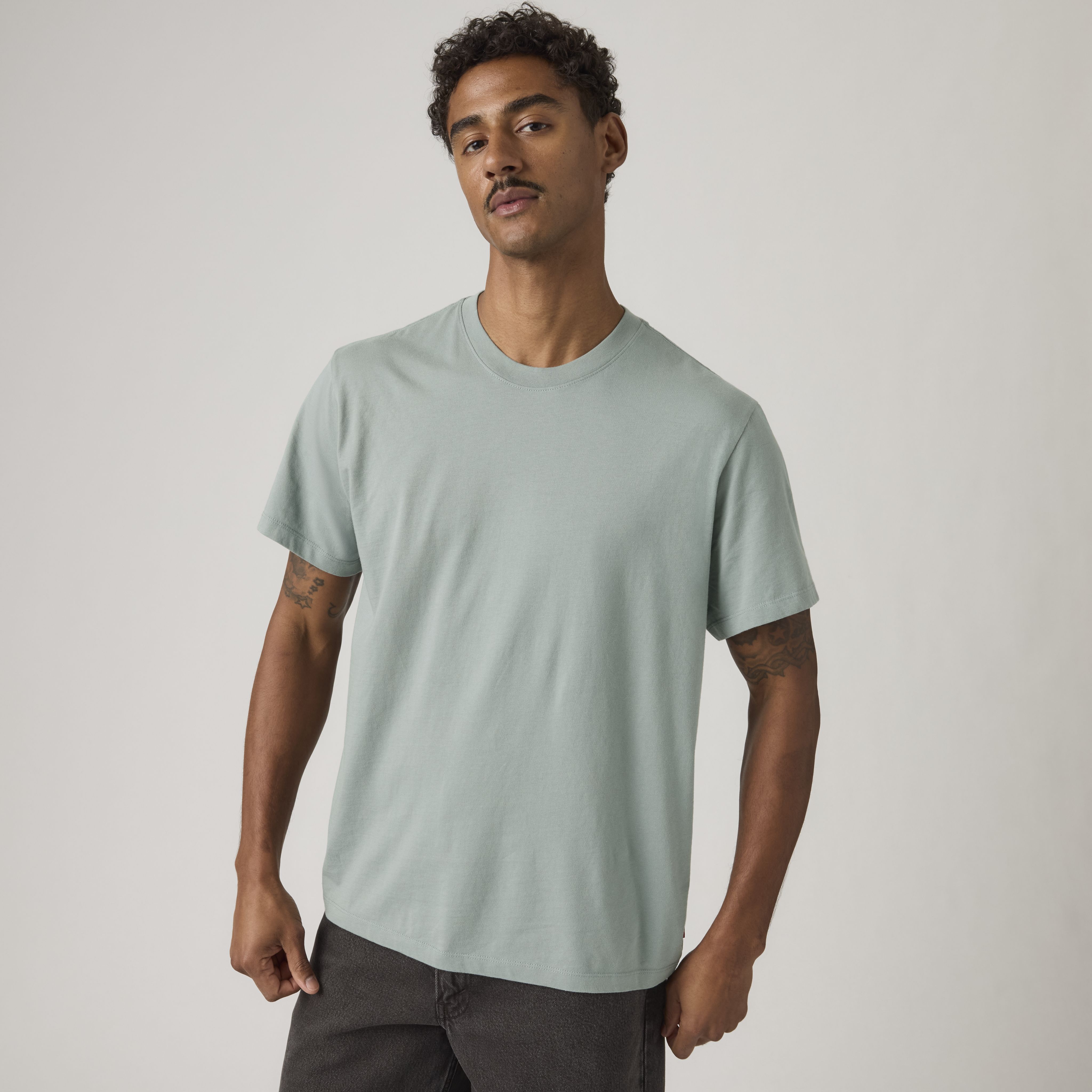 Essential Tee 1