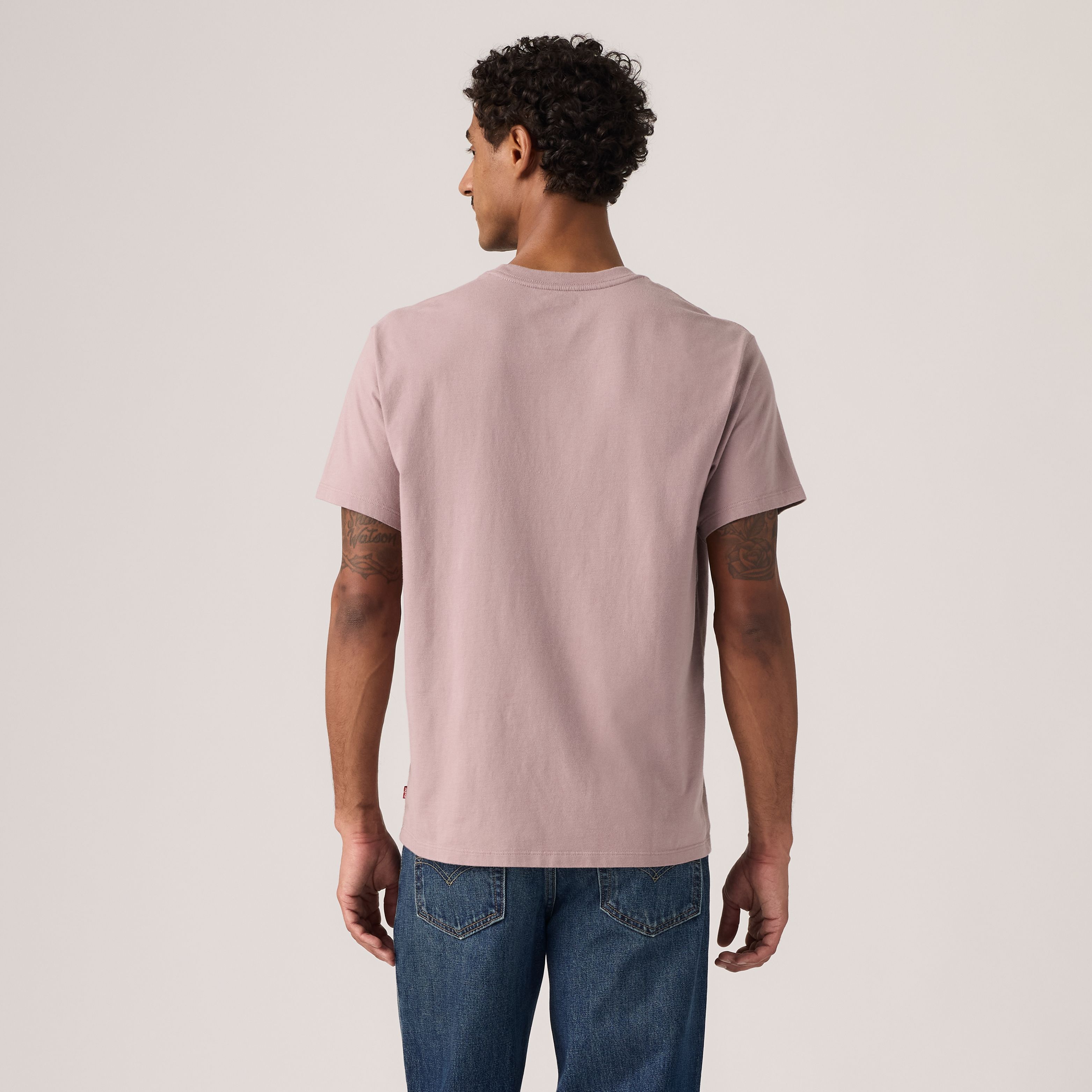 Essential Tee 4