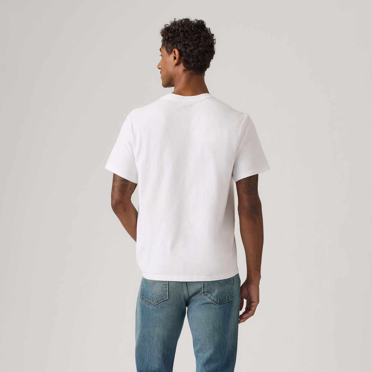 Essential Pocket Tee 4