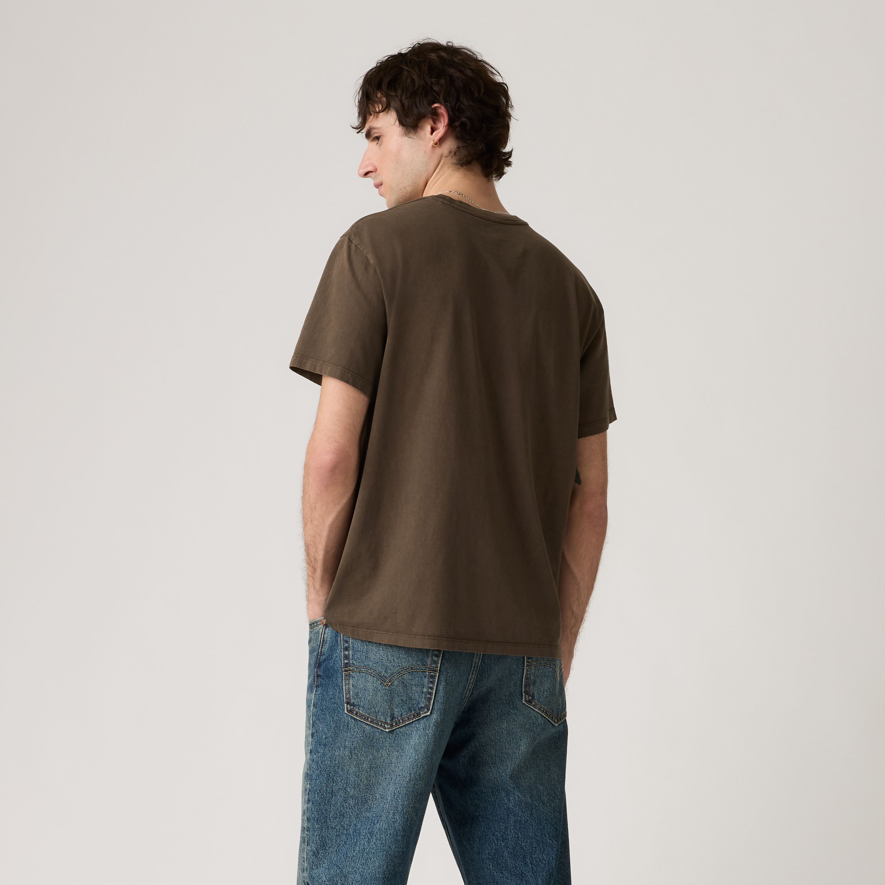 Essential Pocket T-Shirt 4