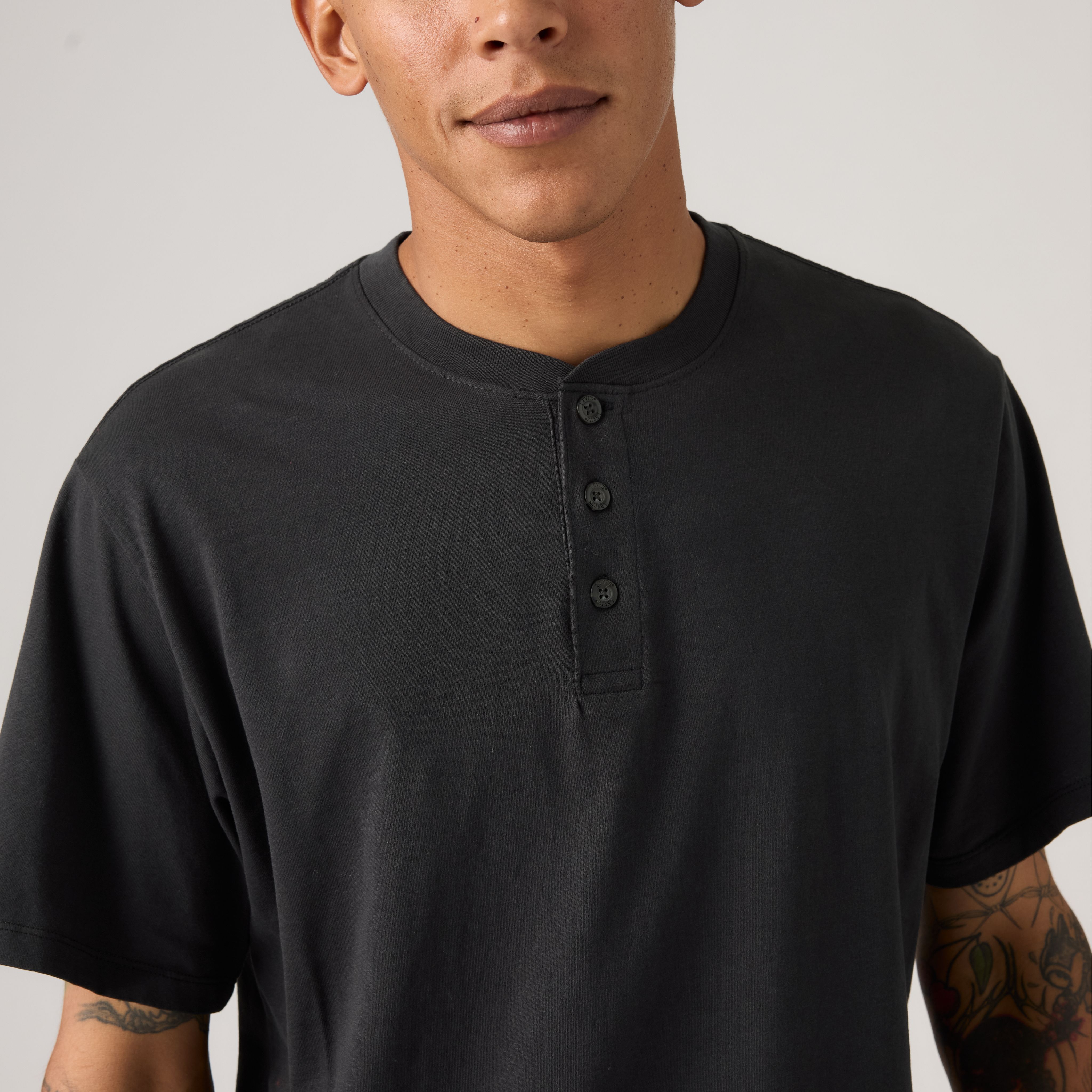Ventura Short-Sleeve Henley 4