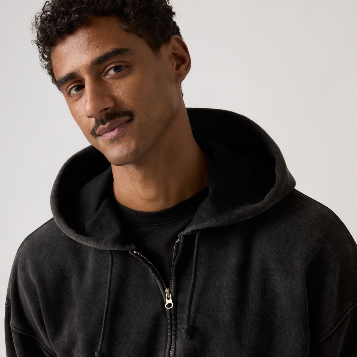 Hayes Boxy Full-Zip Sweatshirt — Post-grunge Jet Black - Black